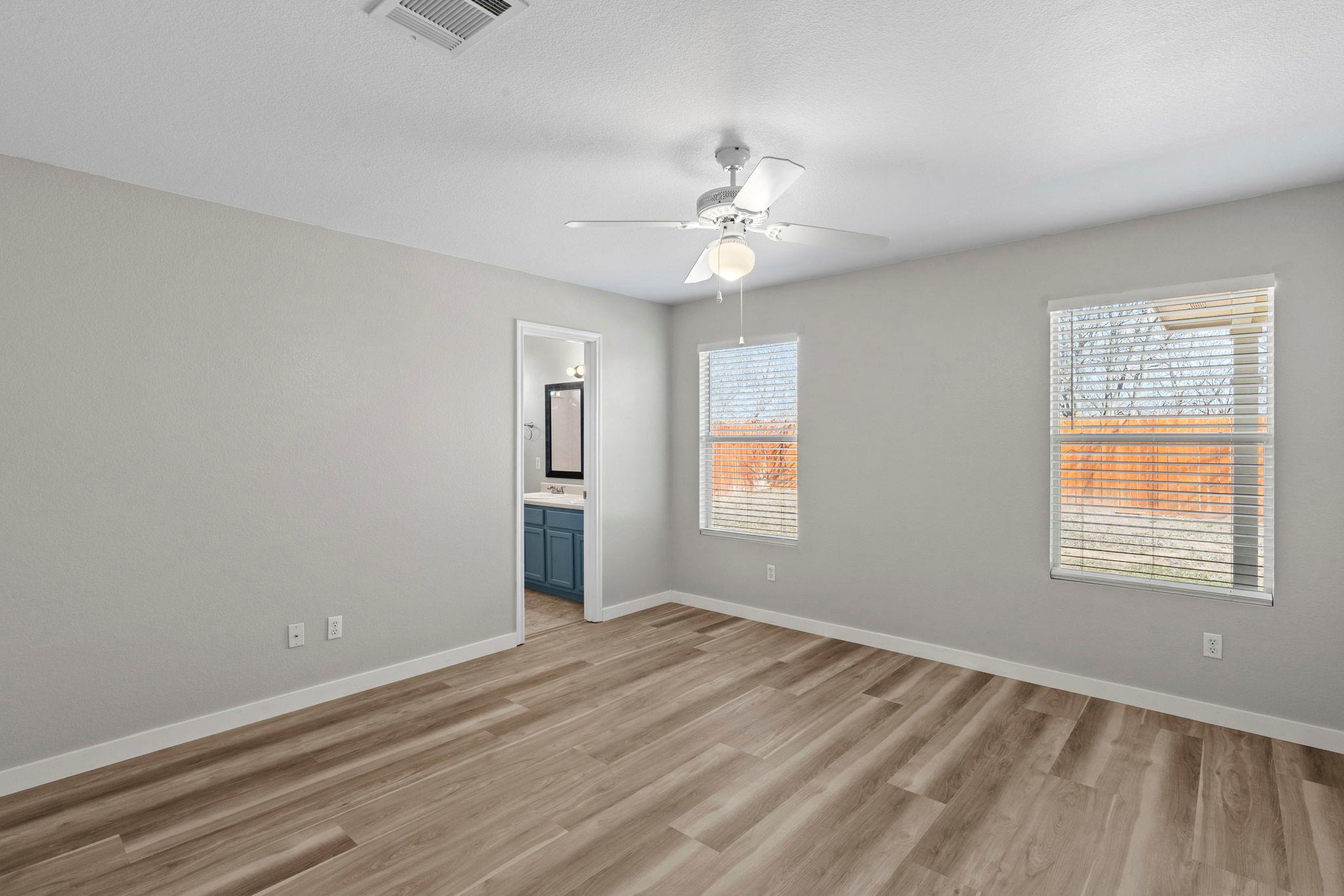 164 Pearl Lake Dr, Kyle, TX 78640