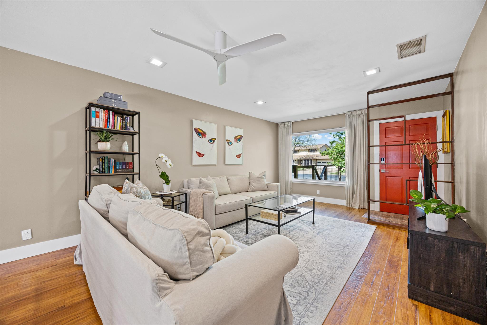 1807 Ohlen Rd, Austin, TX 78757