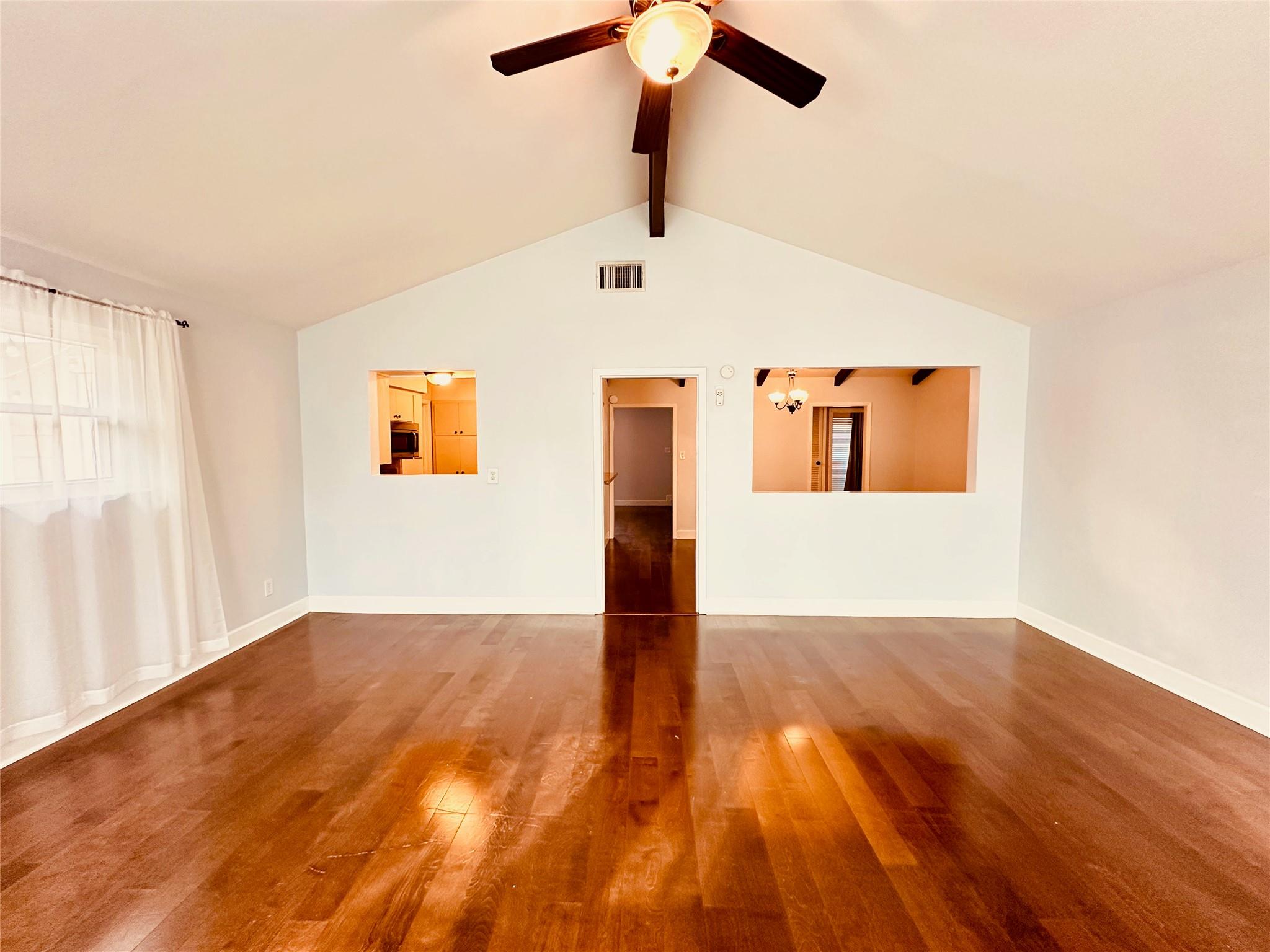 103 Prince Dr, Austin, TX 78752