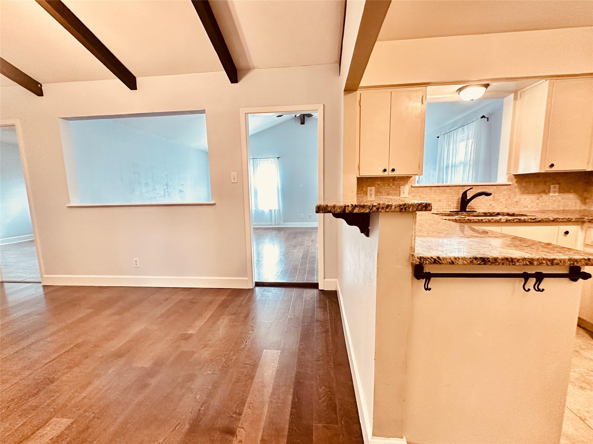 103 Prince Dr, Austin, TX 78752