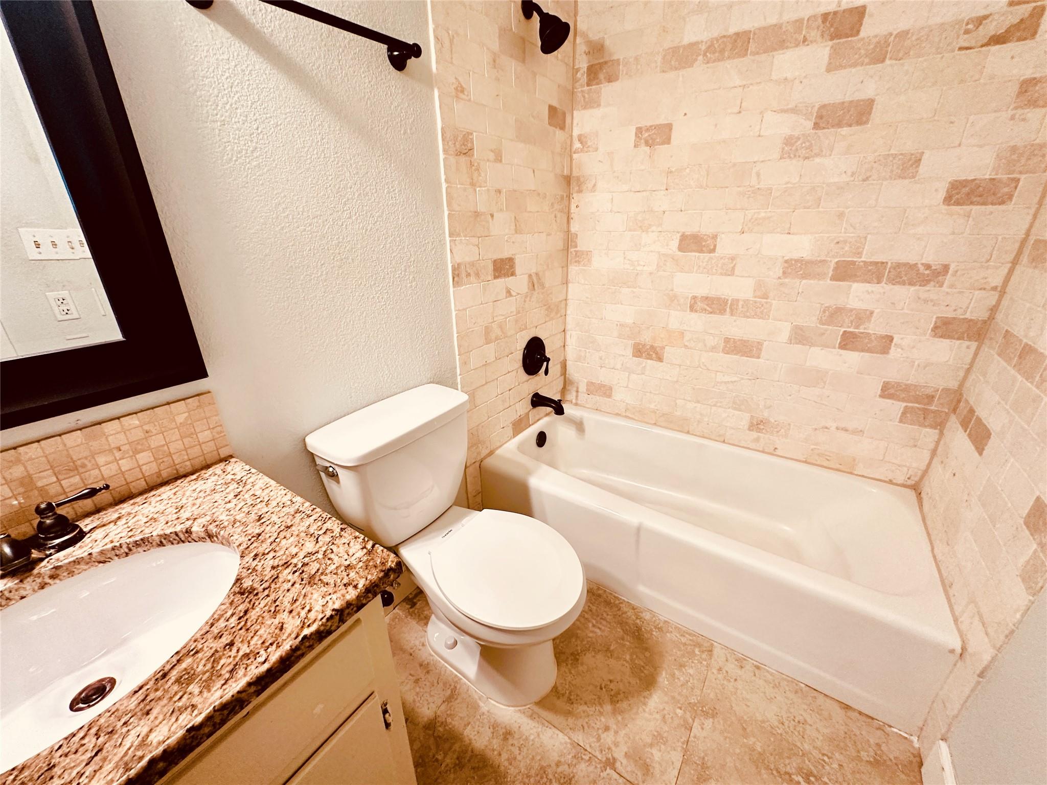 103 Prince Dr, Austin, TX 78752