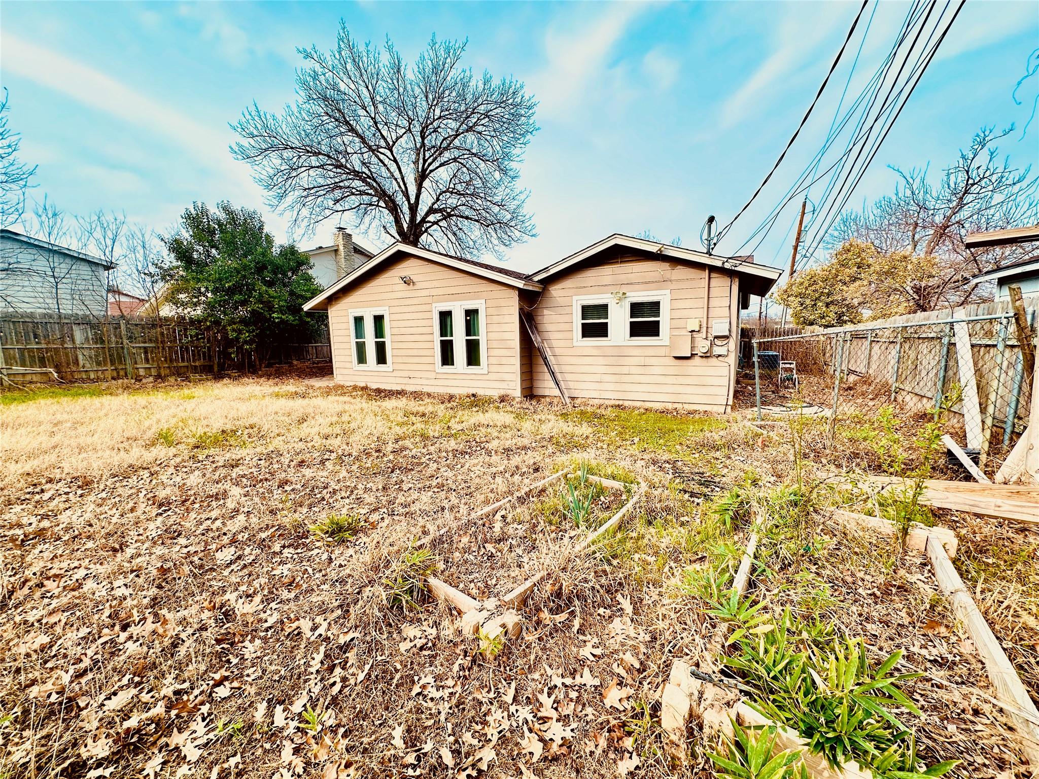 103 Prince Dr, Austin, TX 78752