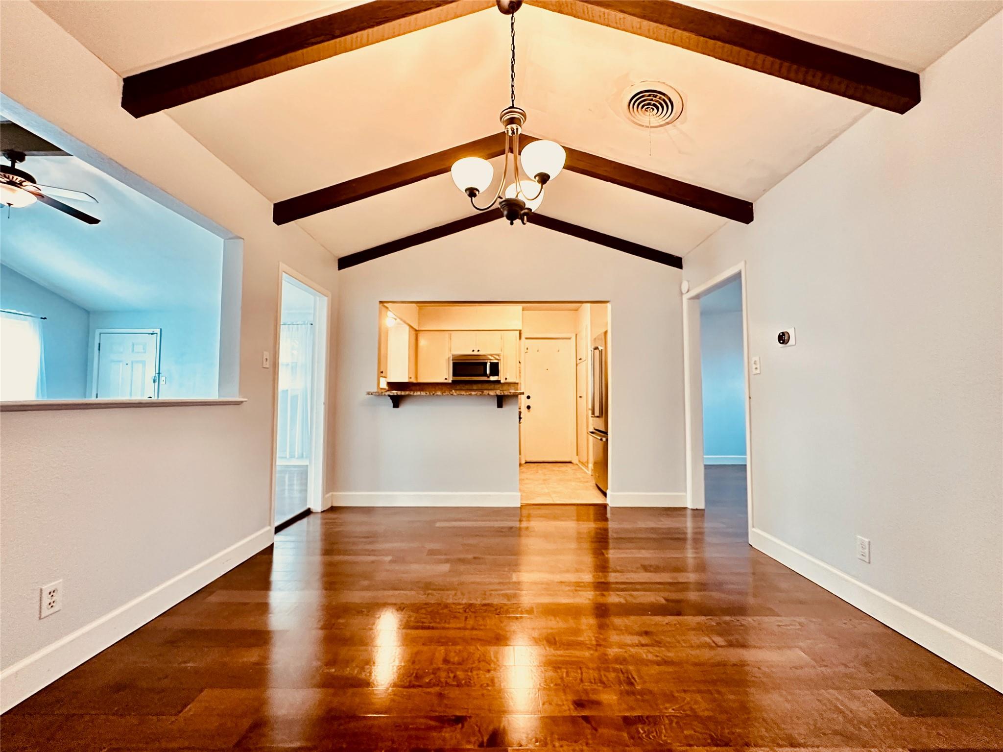 103 Prince Dr, Austin, TX 78752