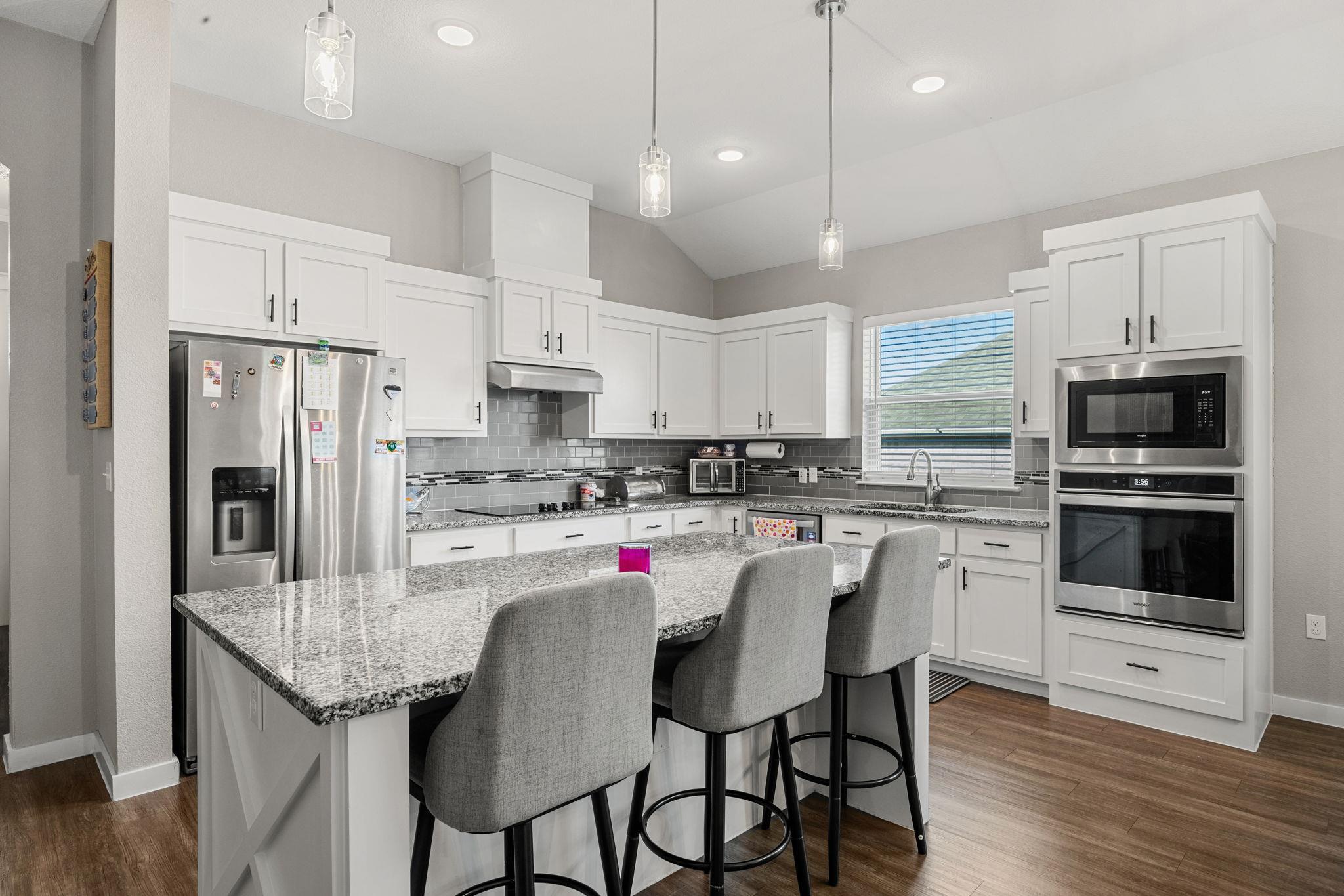 2254 Wooster St, Nolanville, TX 76559