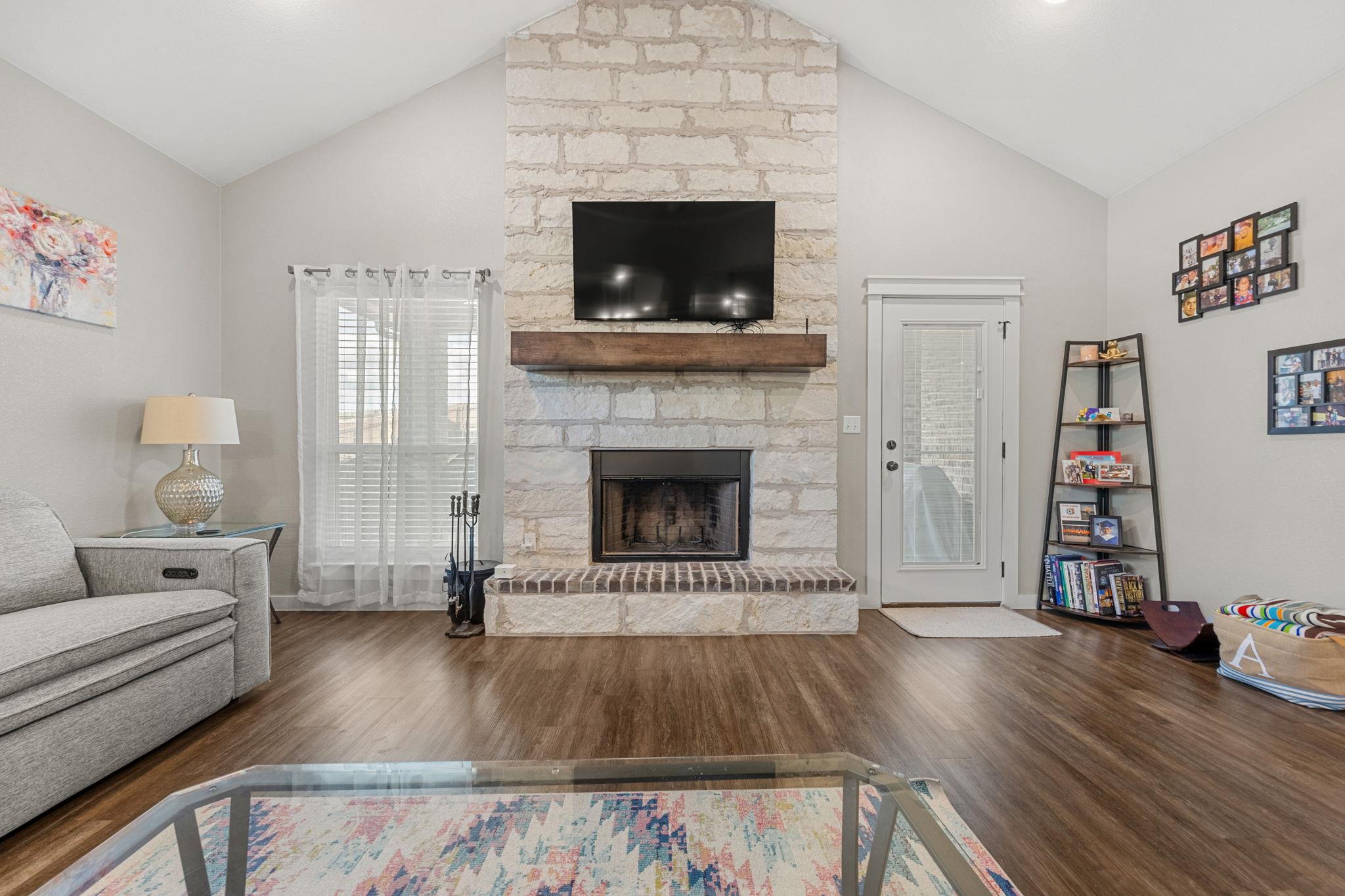 2254 Wooster St, Nolanville, TX 76559