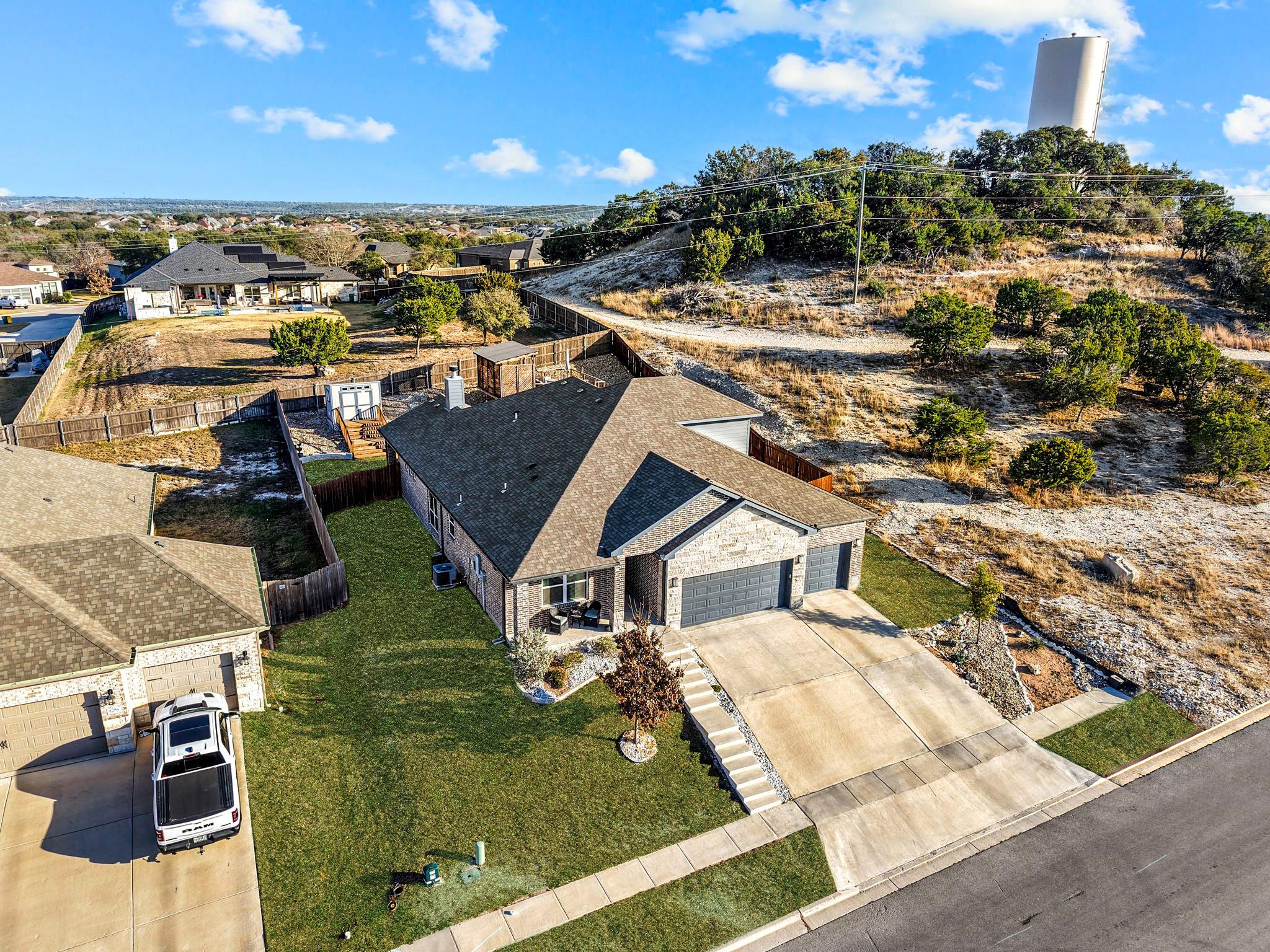 2254 Wooster St, Nolanville, TX 76559