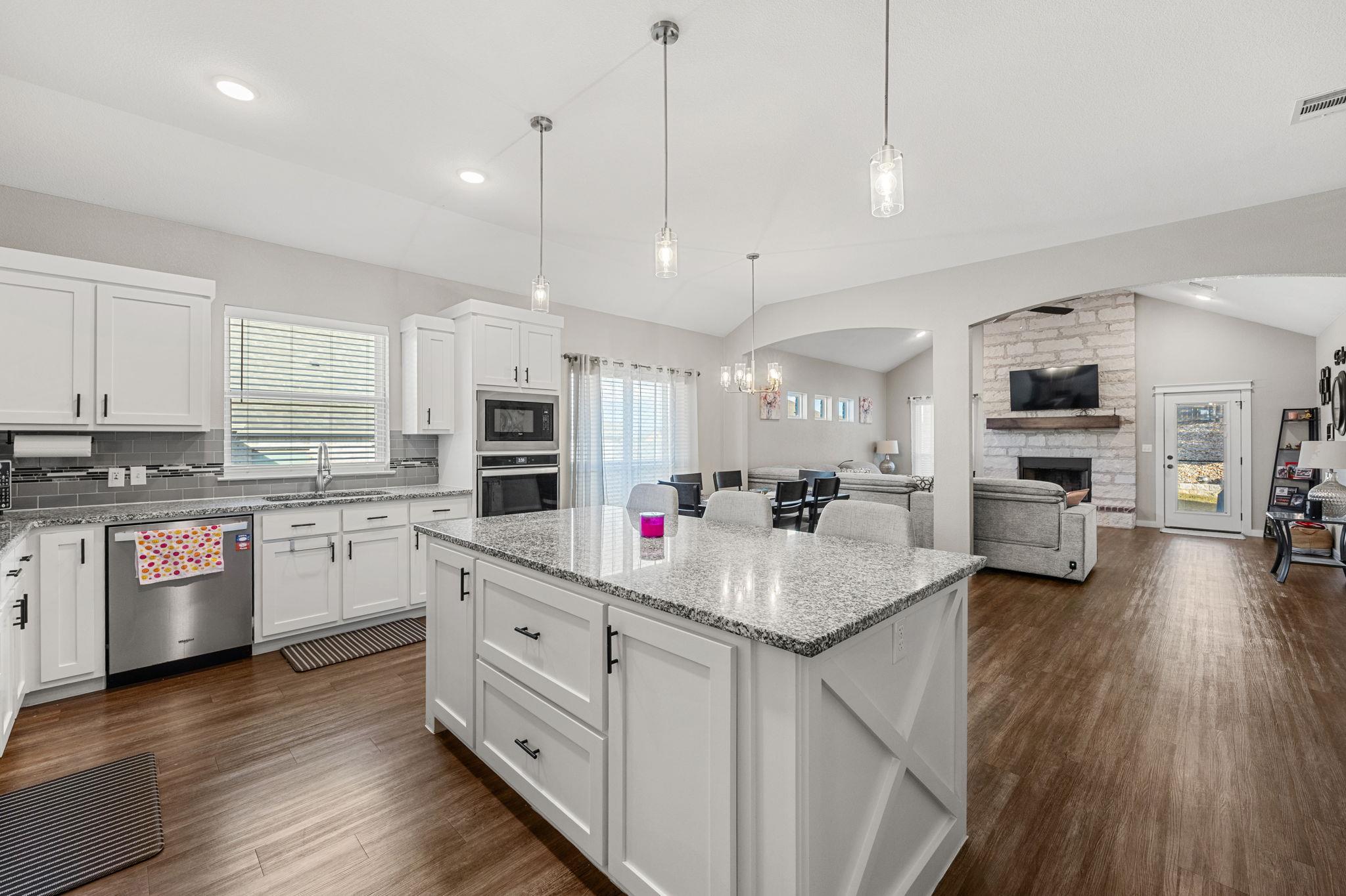 2254 Wooster St, Nolanville, TX 76559