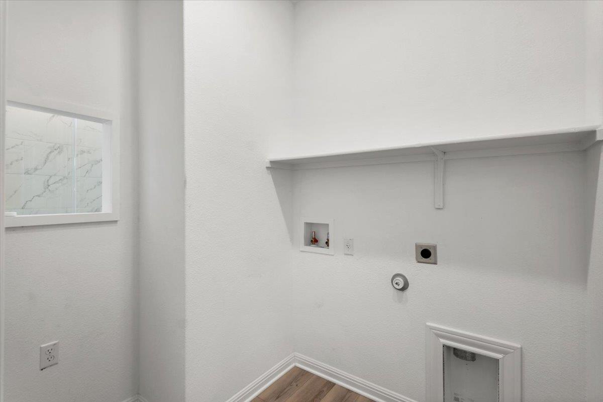 813 Saratoga Ln, Georgetown, TX 78633