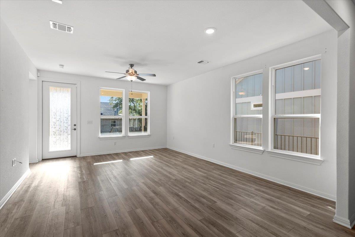 813 Saratoga Ln, Georgetown, TX 78633