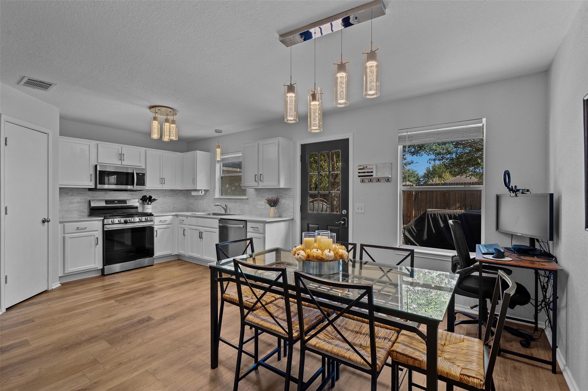 4529 Best Way Ln, Austin, TX 78725