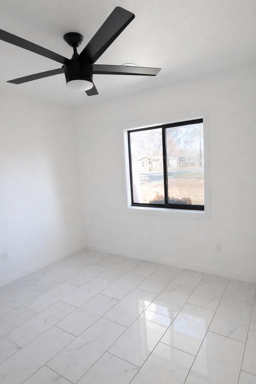 2014 Pecan St, Bastrop, TX 78602