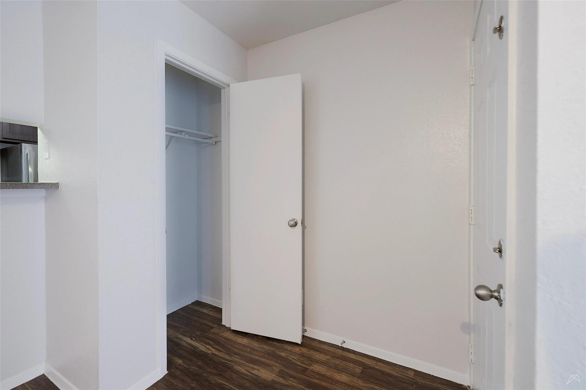 6808 S I-35 Frontage Rd # 175, Austin, TX 78745