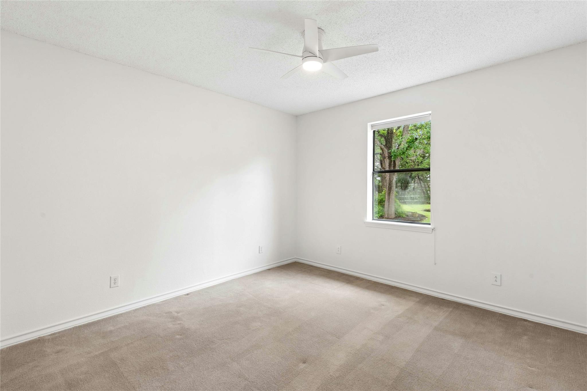 140 Donna Dr, Wimberley, TX 78676
