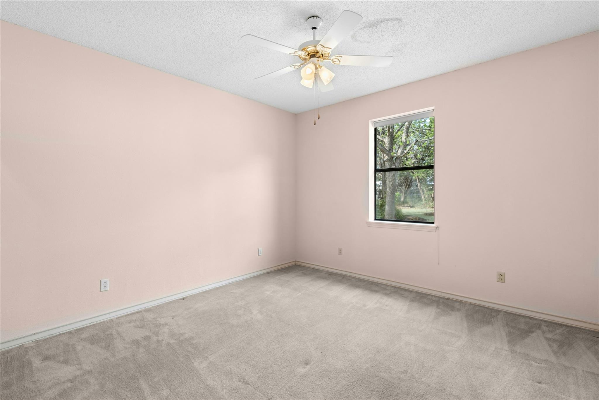 140 Donna Dr, Wimberley, TX 78676