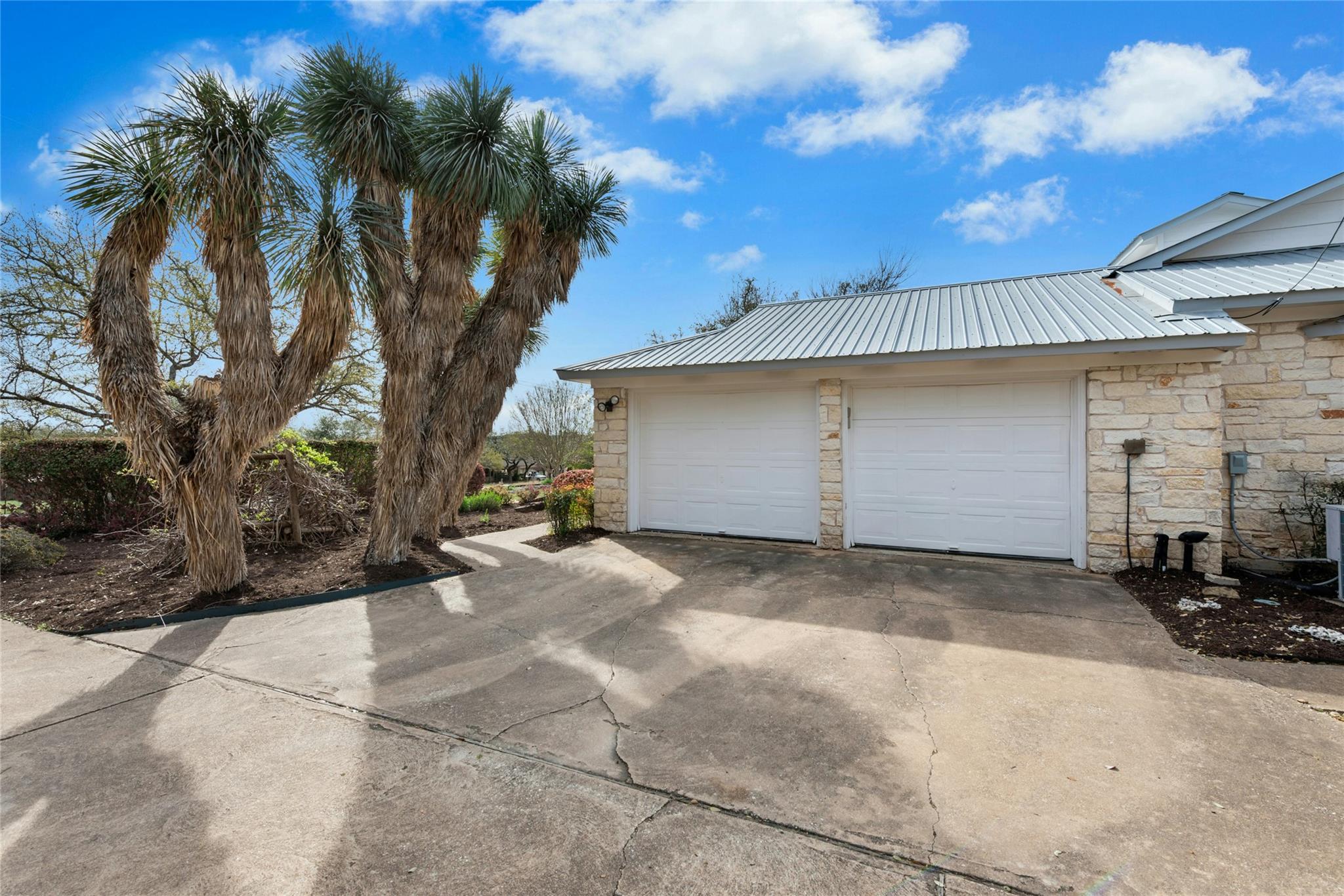 140 Donna Dr, Wimberley, TX 78676