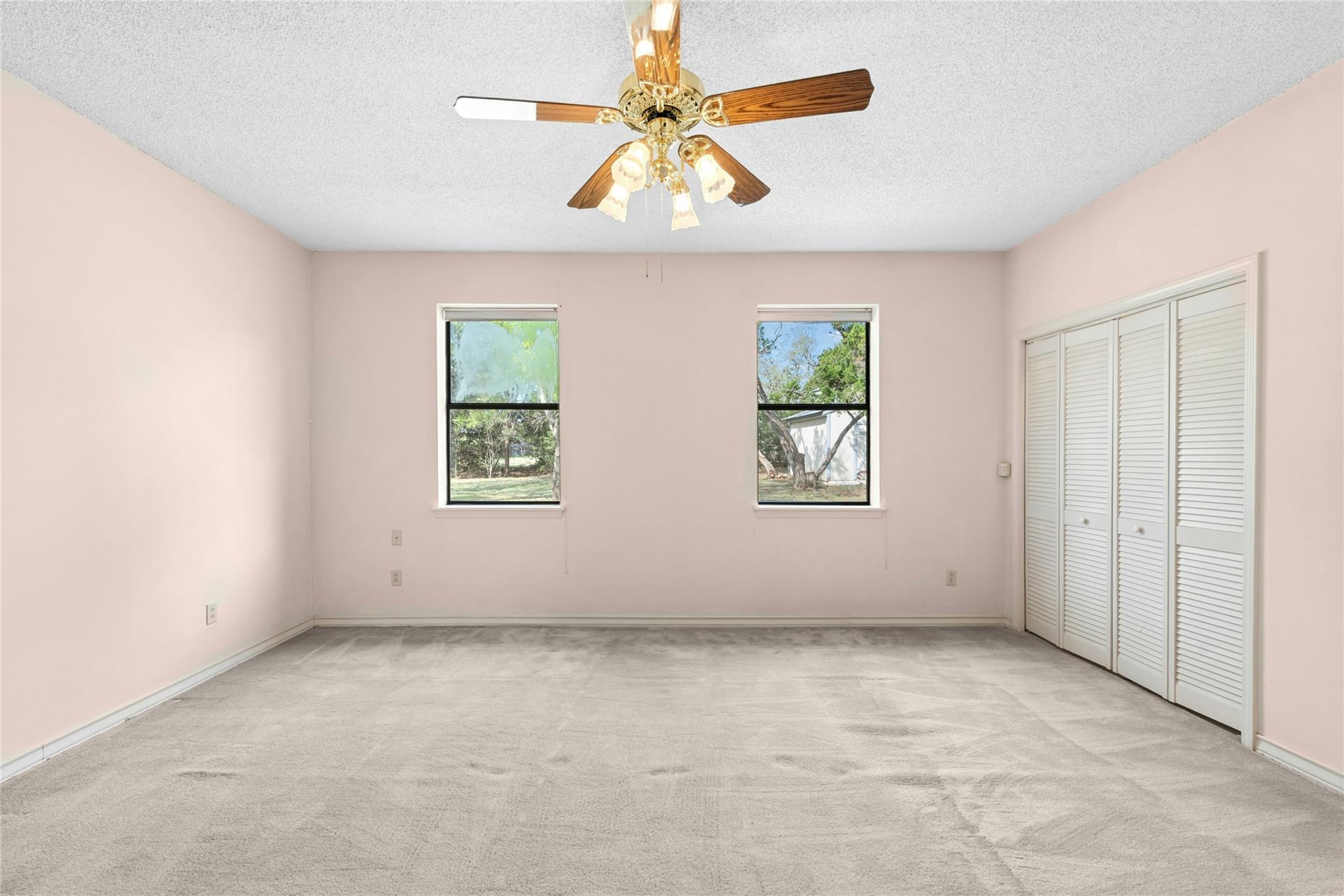 140 Donna Dr, Wimberley, TX 78676