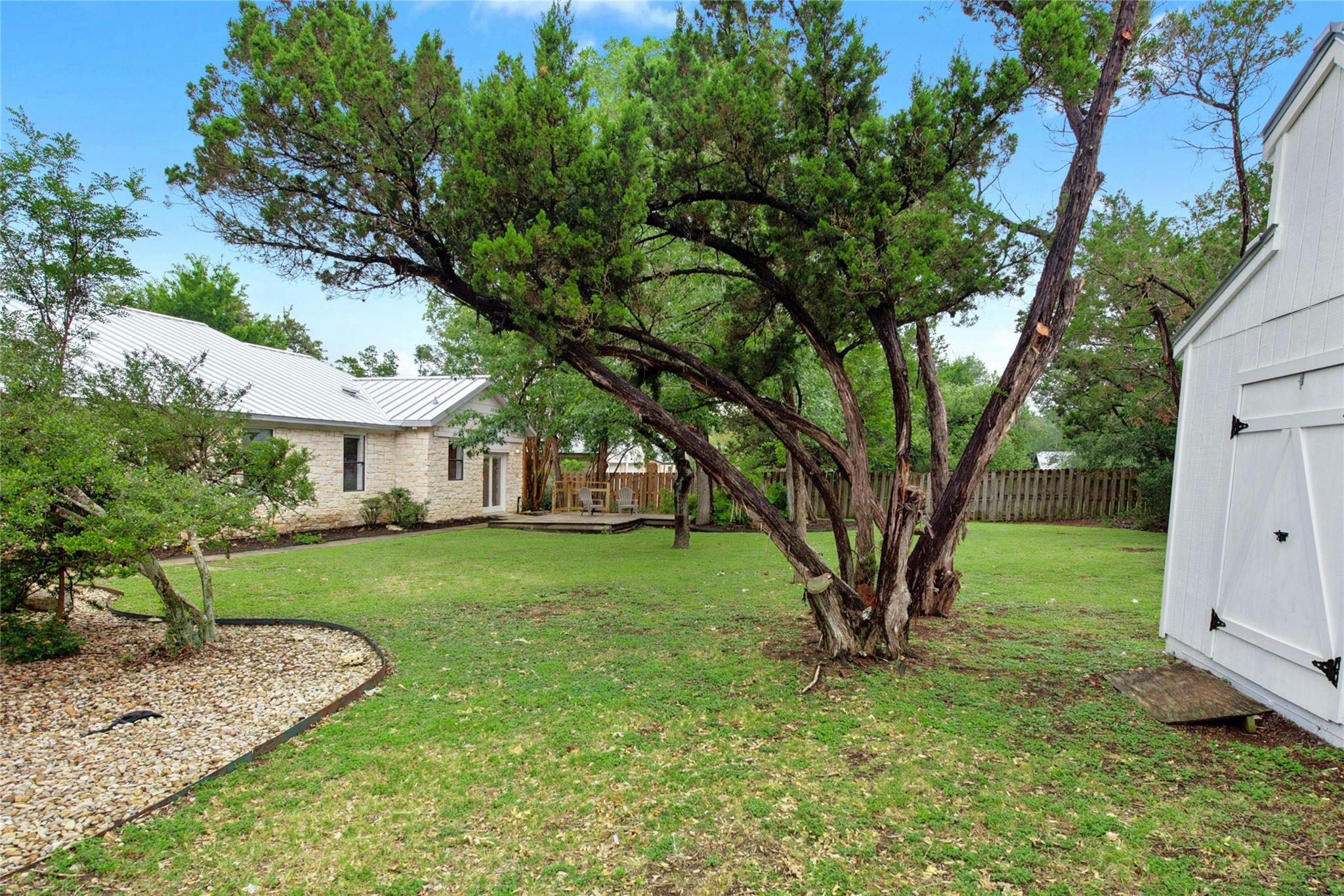 140 Donna Dr, Wimberley, TX 78676