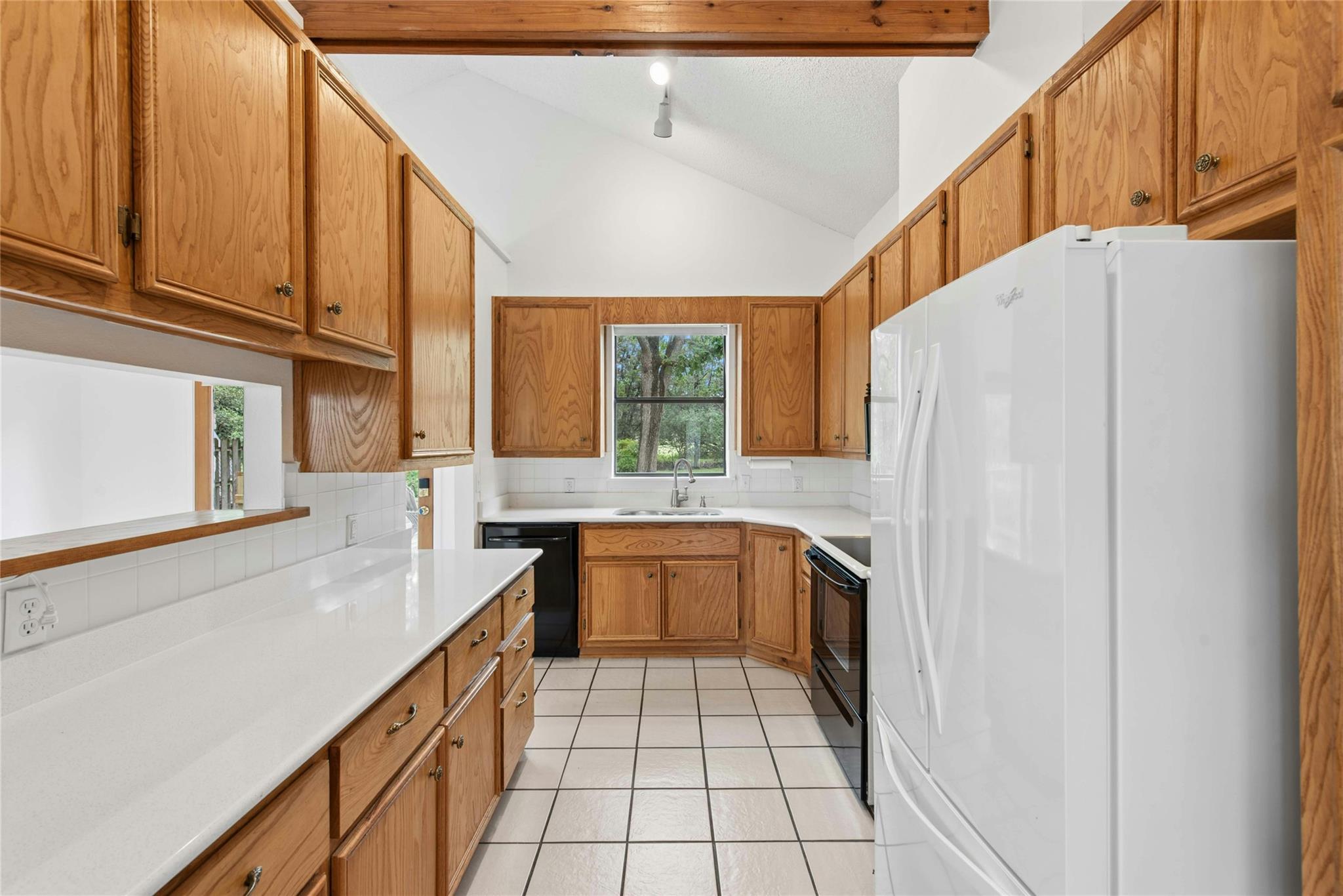 140 Donna Dr, Wimberley, TX 78676