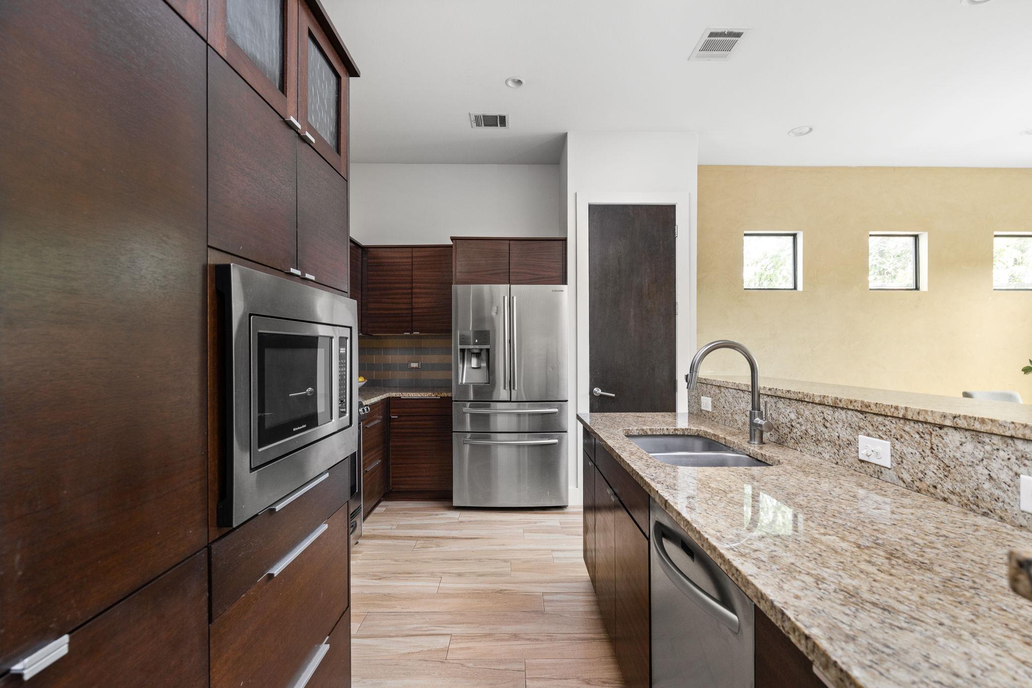 1907 W 30th St, Austin, TX 78703