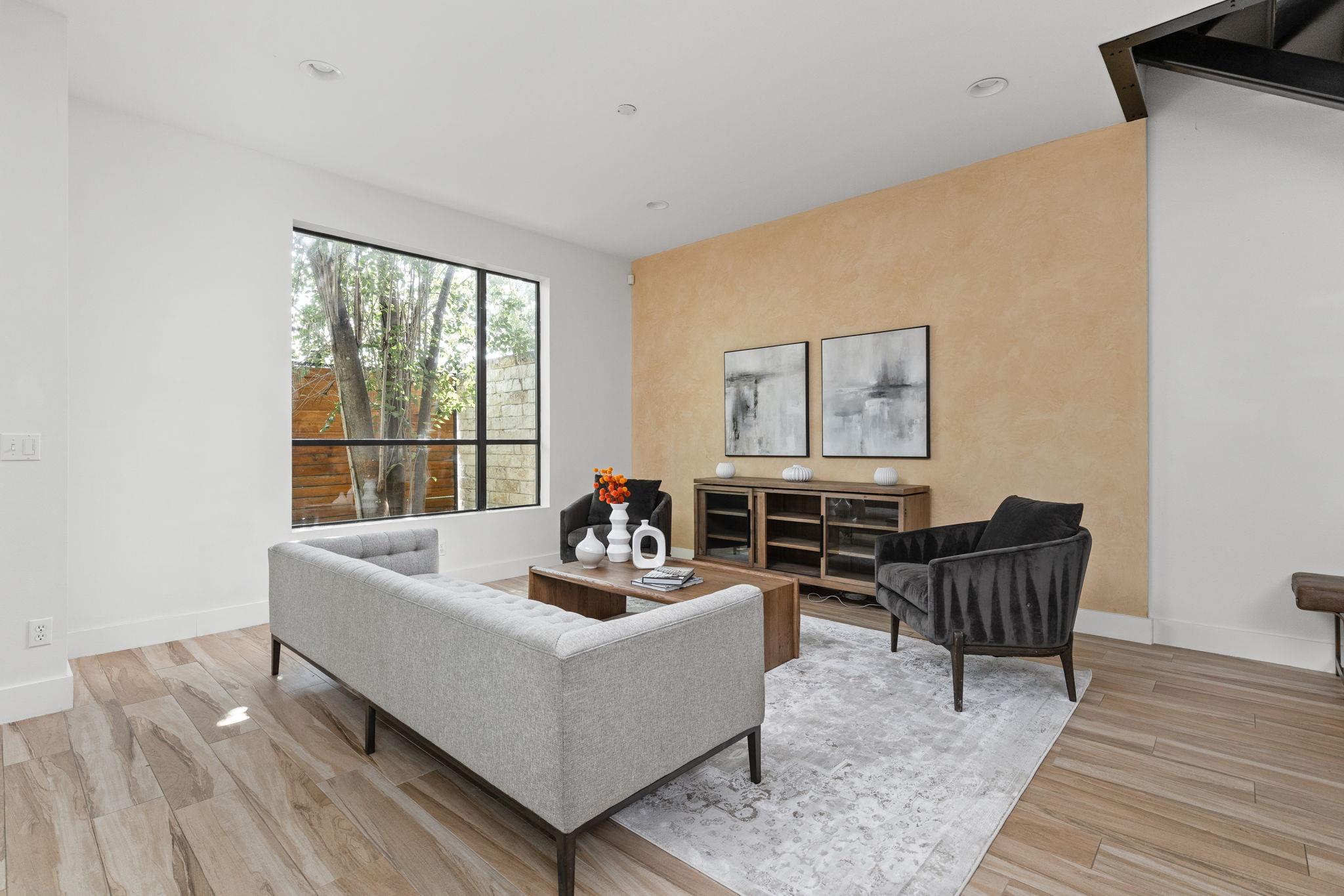 1907 W 30th St, Austin, TX 78703