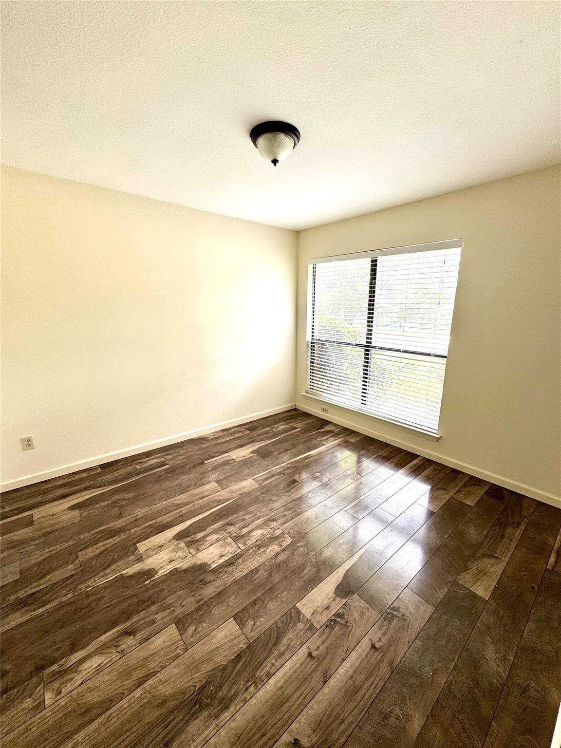 2112 Surrender Ave, Austin, TX 78728