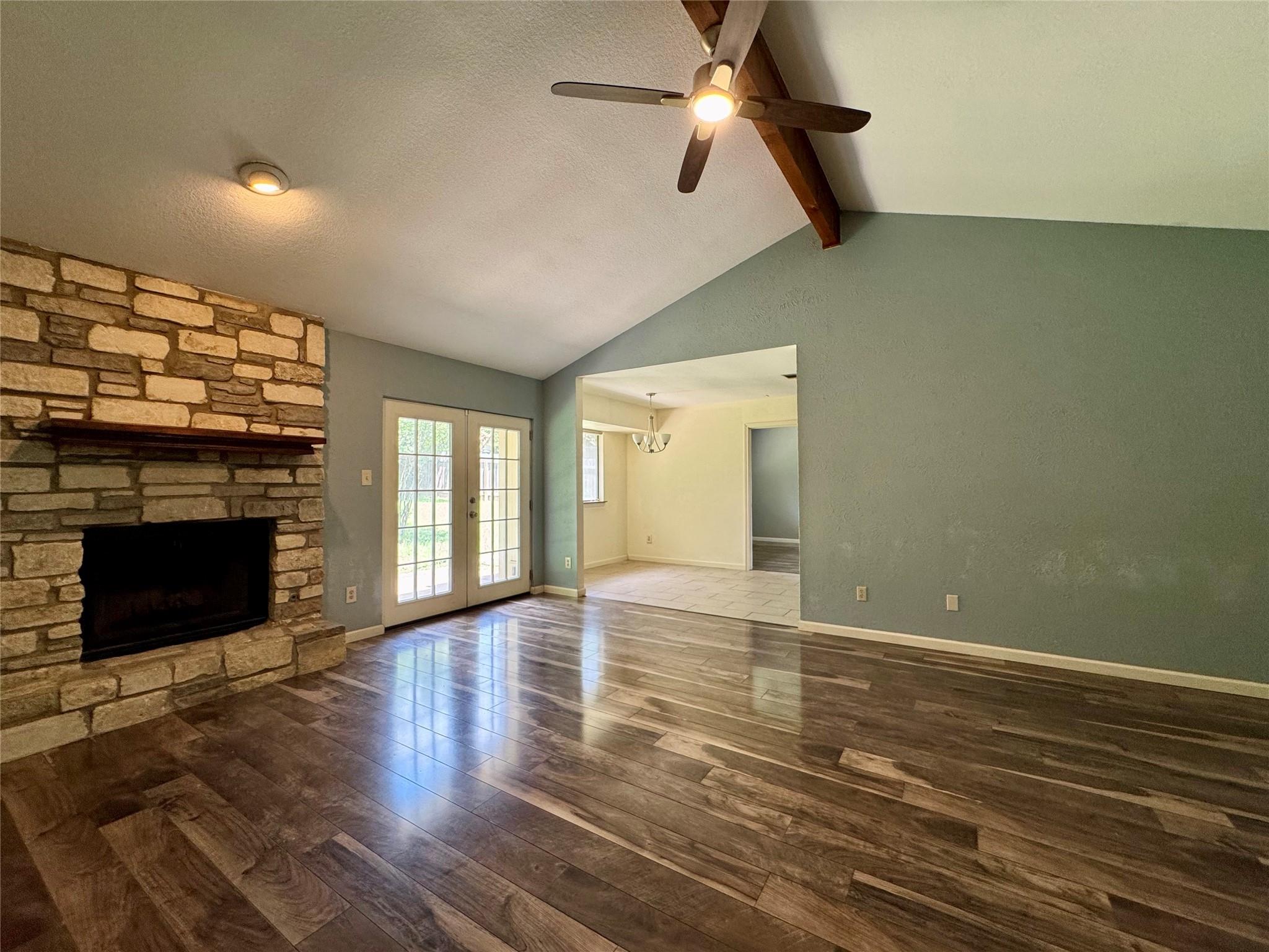 2112 Surrender Ave, Austin, TX 78728