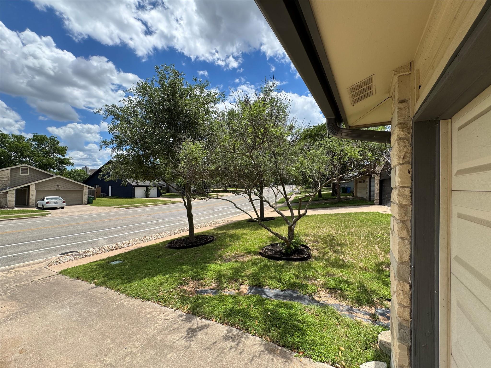 2112 Surrender Ave, Austin, TX 78728