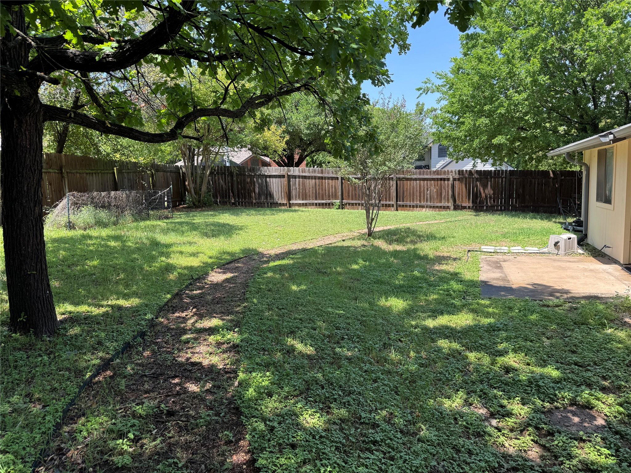 2112 Surrender Ave, Austin, TX 78728