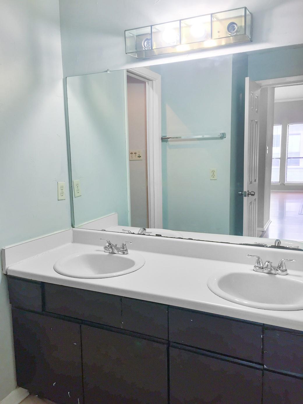 807 W 25th St # 312, Austin, TX 78705