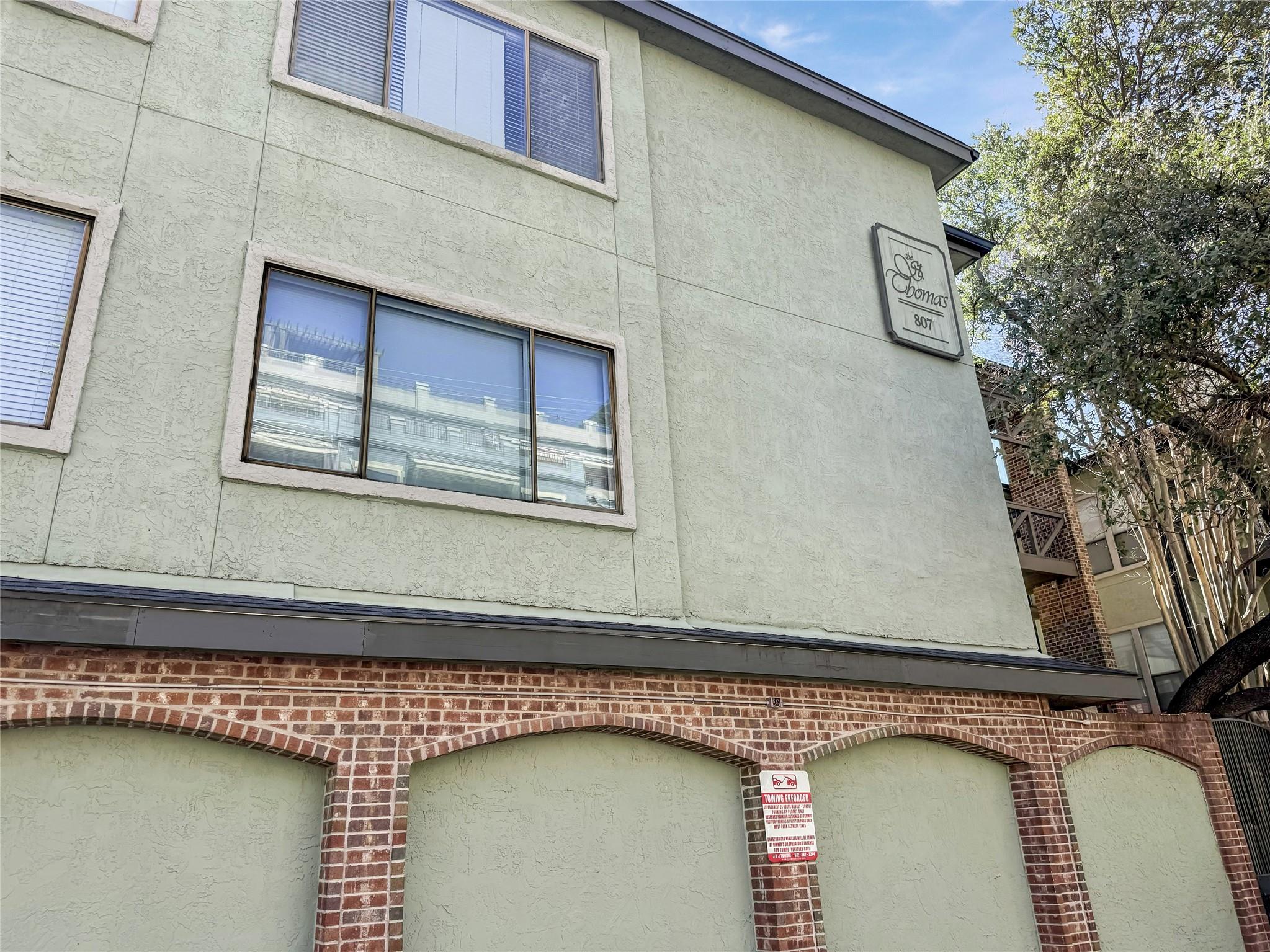 807 W 25th St # 312, Austin, TX 78705