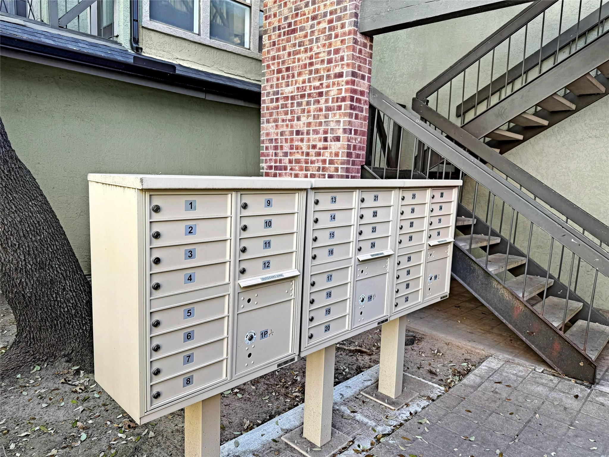 807 W 25th St # 312, Austin, TX 78705