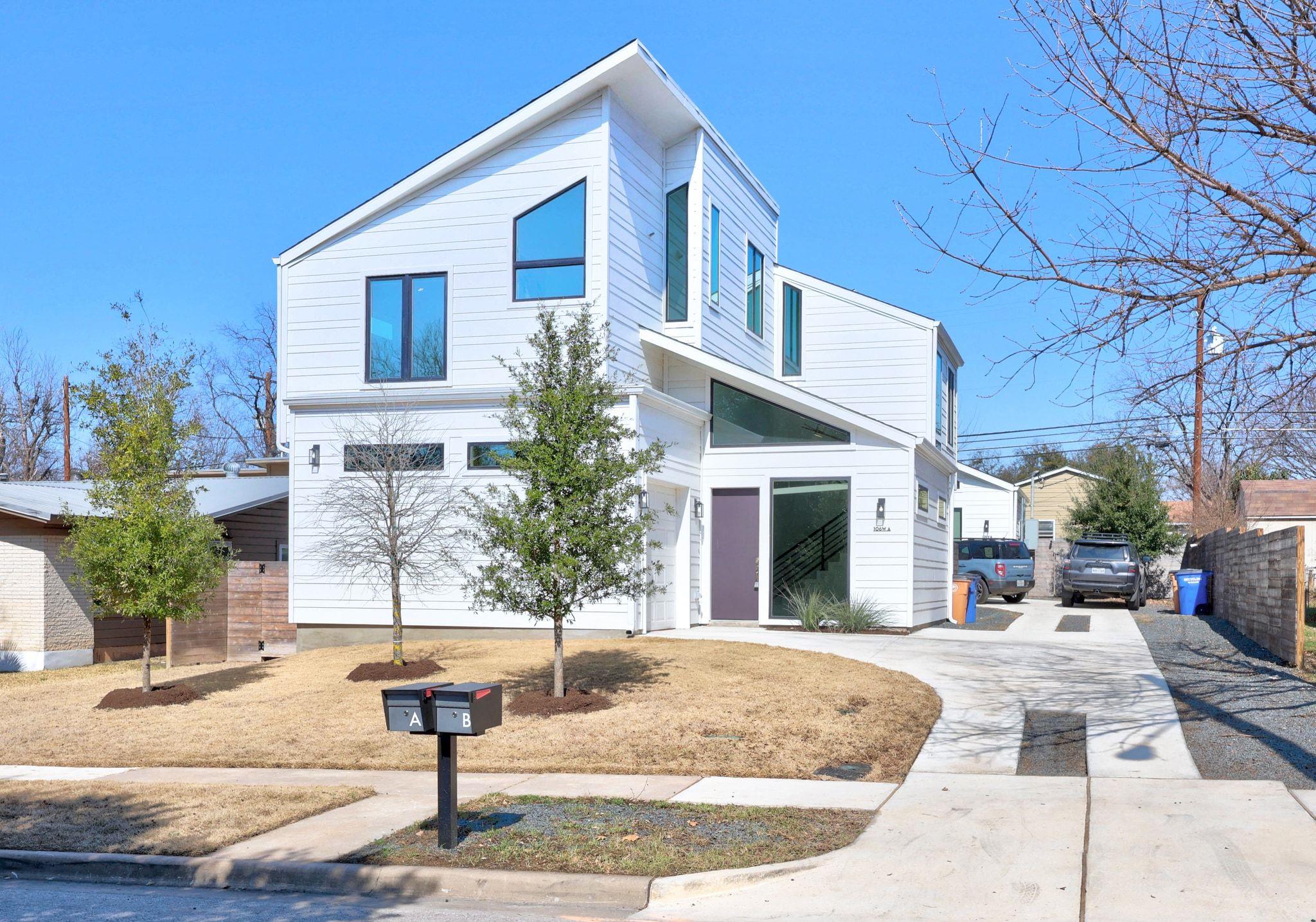 106 W CROSLIN St # 1, Austin, TX 78752