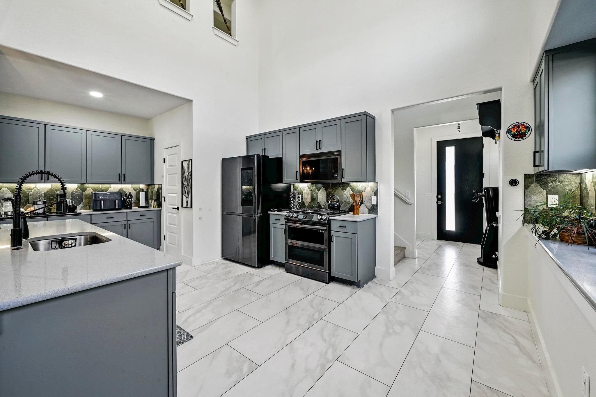 6617 Alleyton Dr, Austin, TX 78725