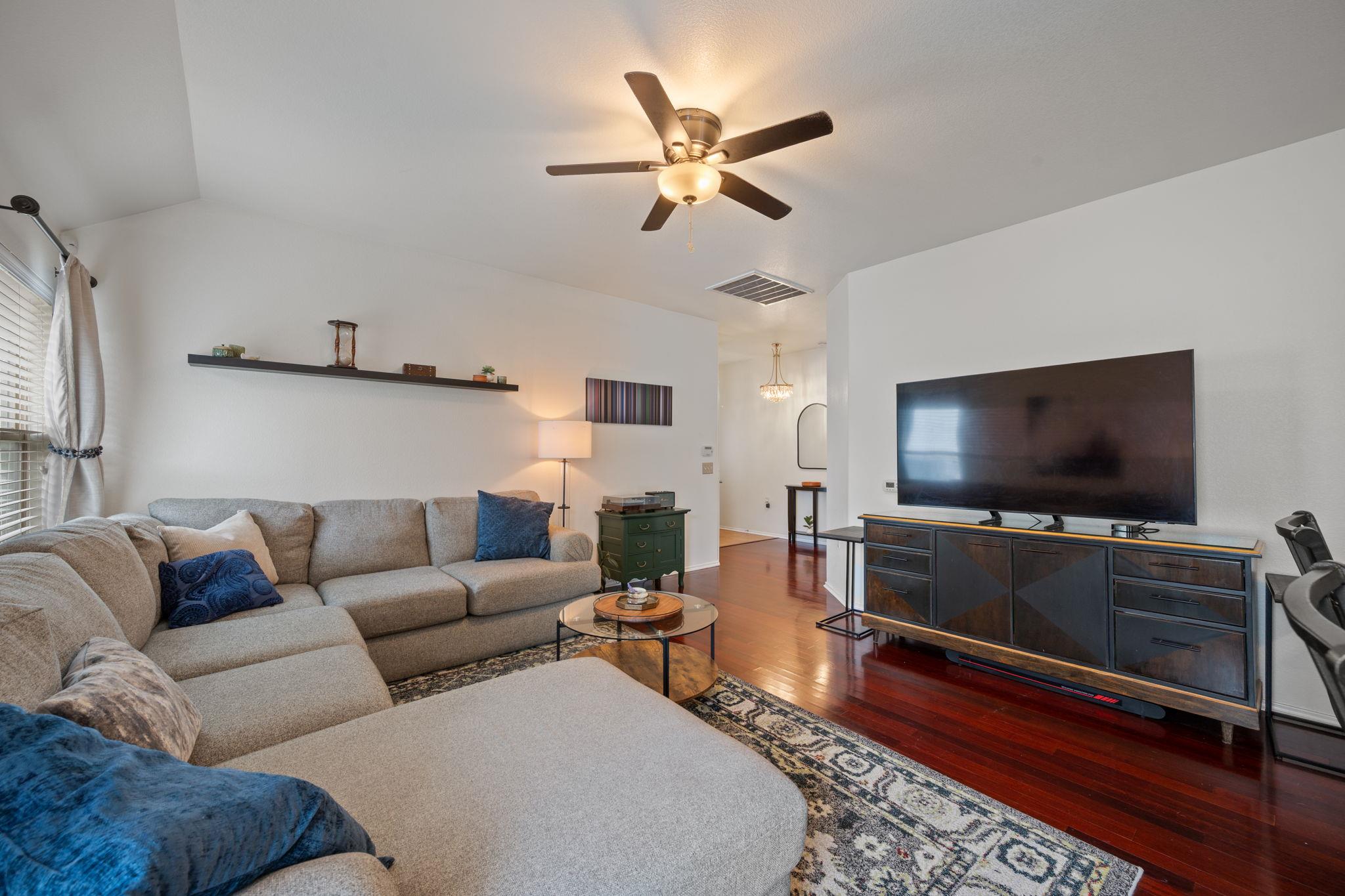 10304 Lone Pine Ln, Austin, TX 78747