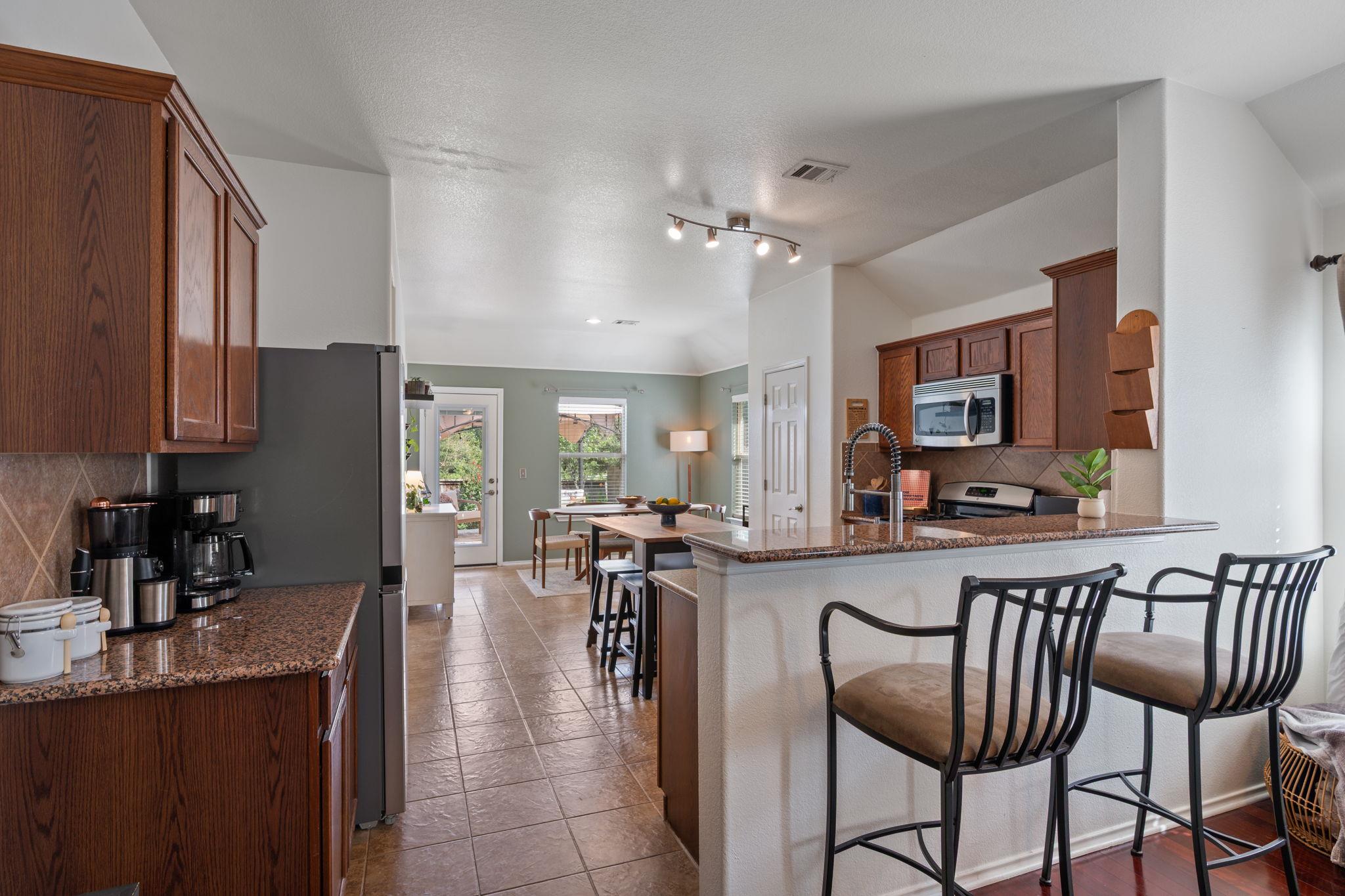 10304 Lone Pine Ln, Austin, TX 78747