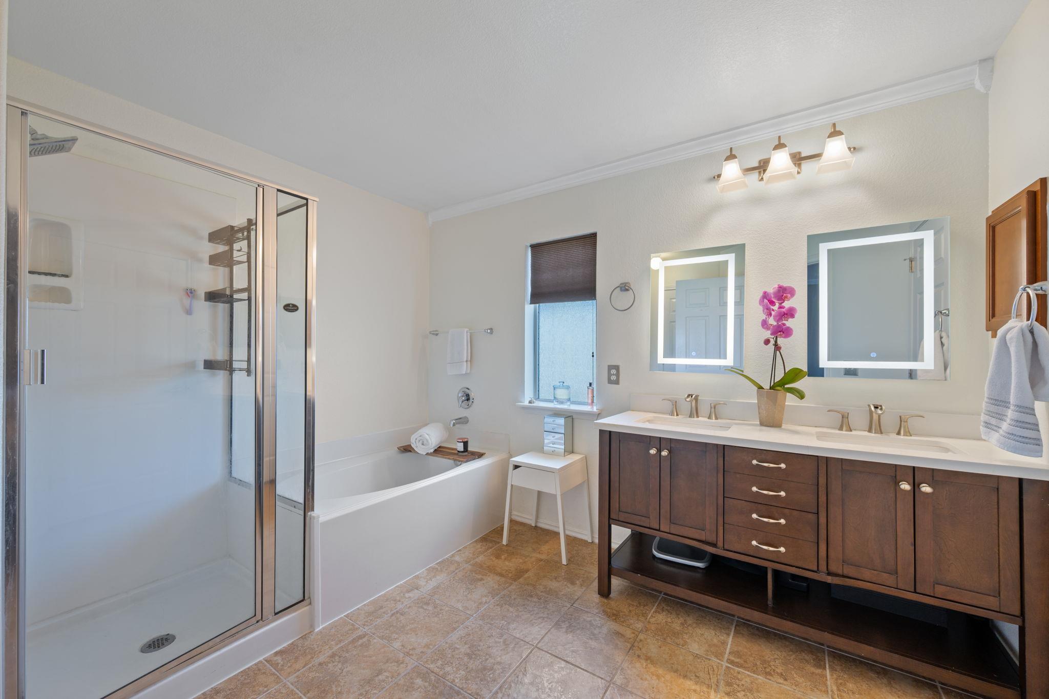 10304 Lone Pine Ln, Austin, TX 78747