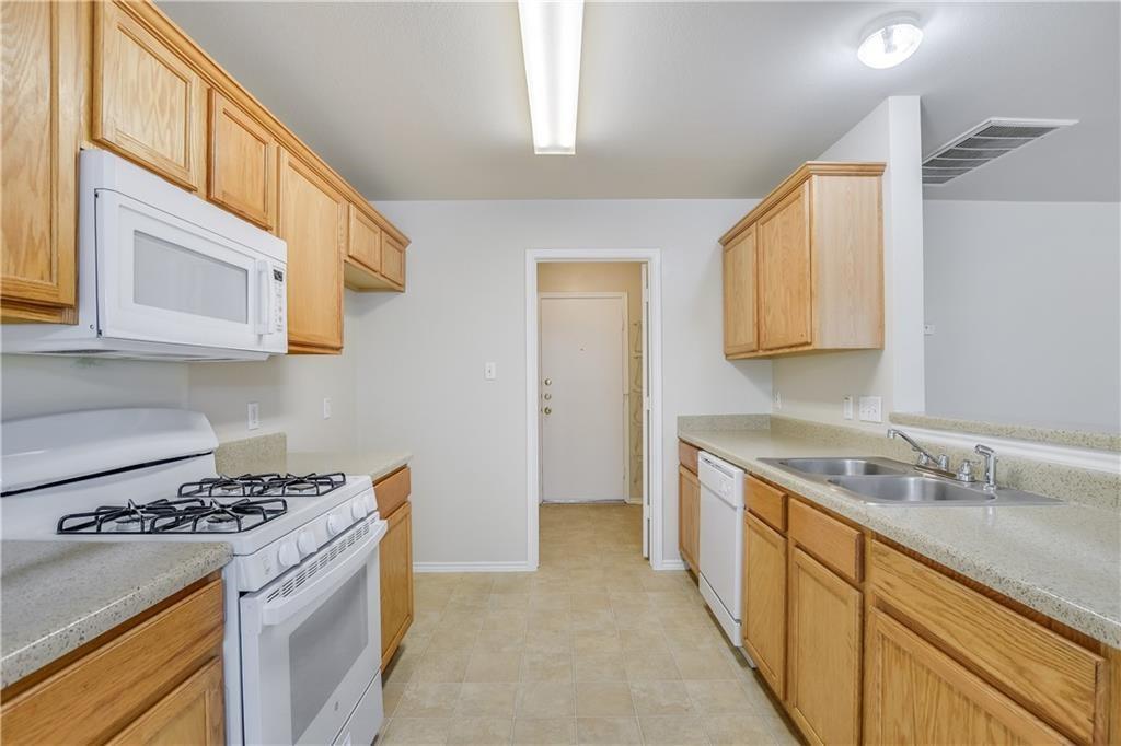 11705 Raymond C Ewry Ln, Austin, TX 78748