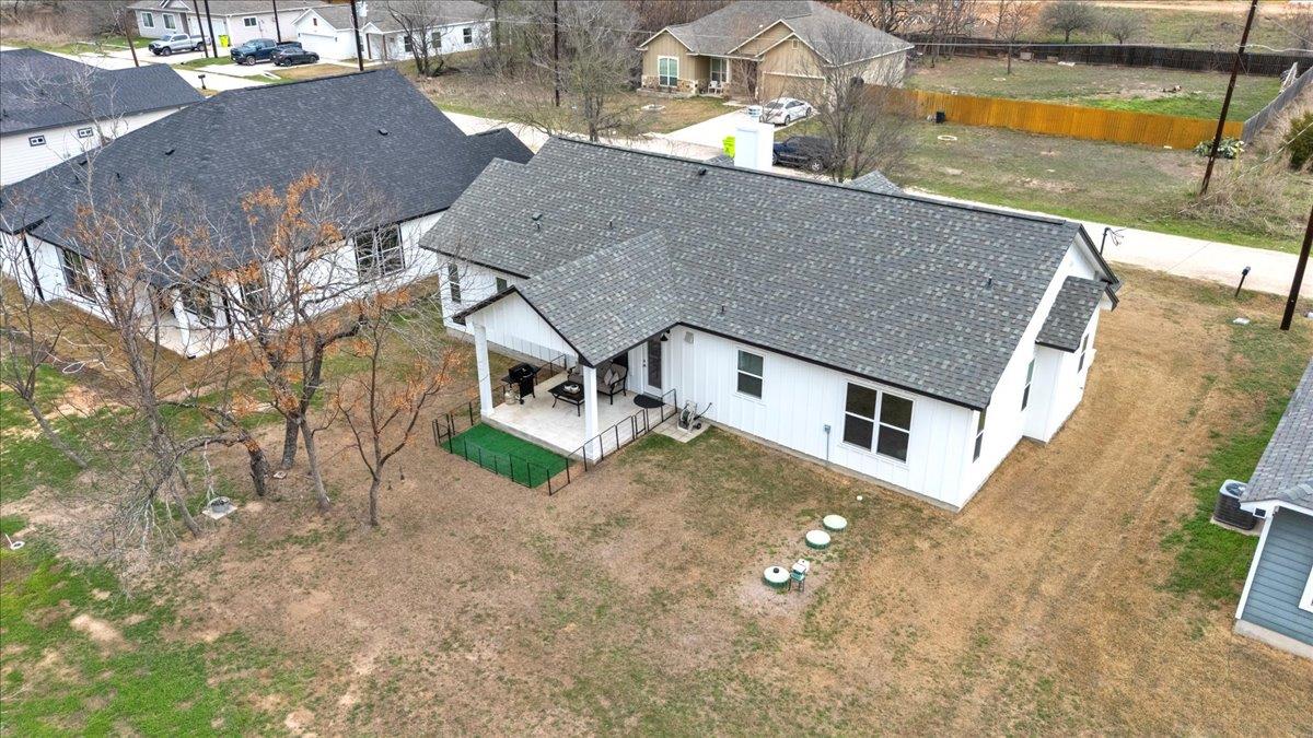 137 Kawainui Ln, Bastrop, TX 78602