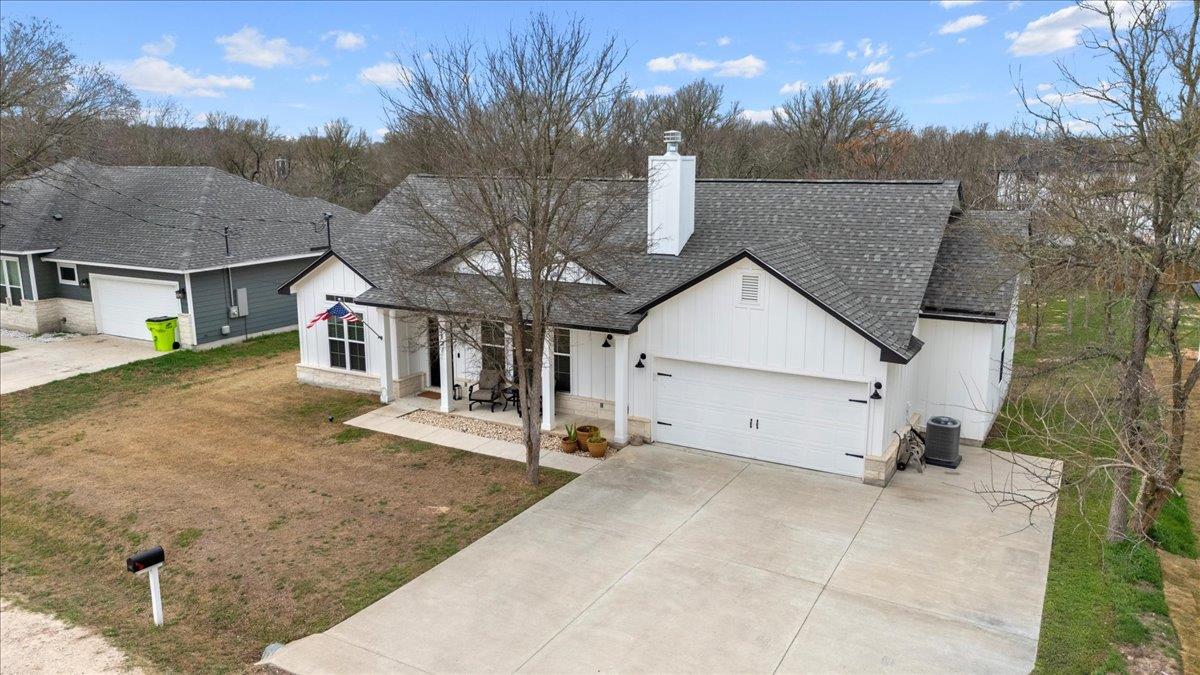 137 Kawainui Ln, Bastrop, TX 78602