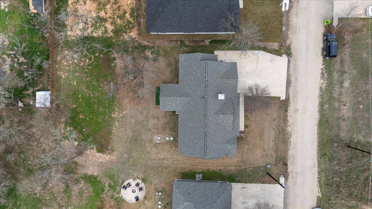 137 Kawainui Ln, Bastrop, TX 78602