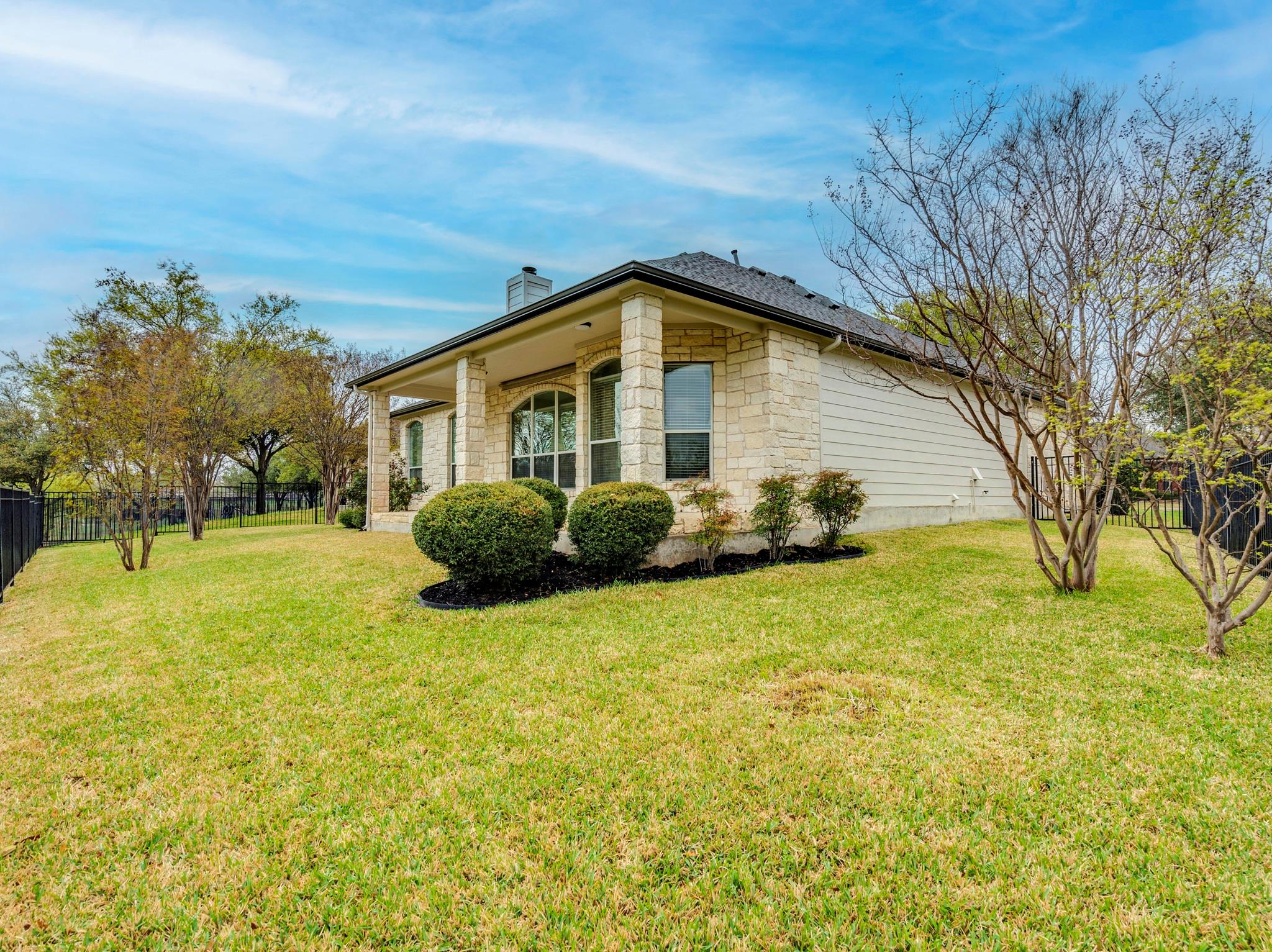 740 Bent Wood Pl, Round Rock, TX 78665