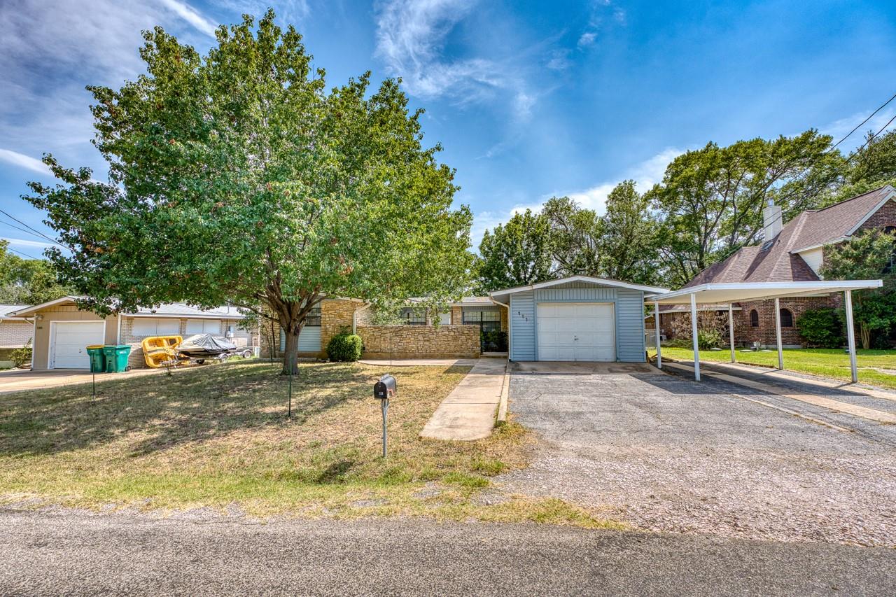 111 Dove Rd, Highland Haven, TX 78654