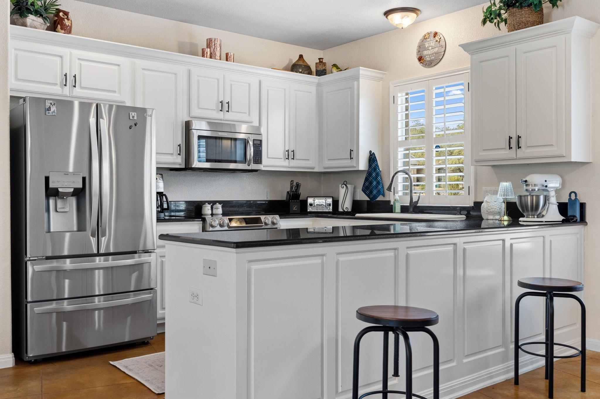 21007 Newhaven Cv, Lago Vista, TX 78645