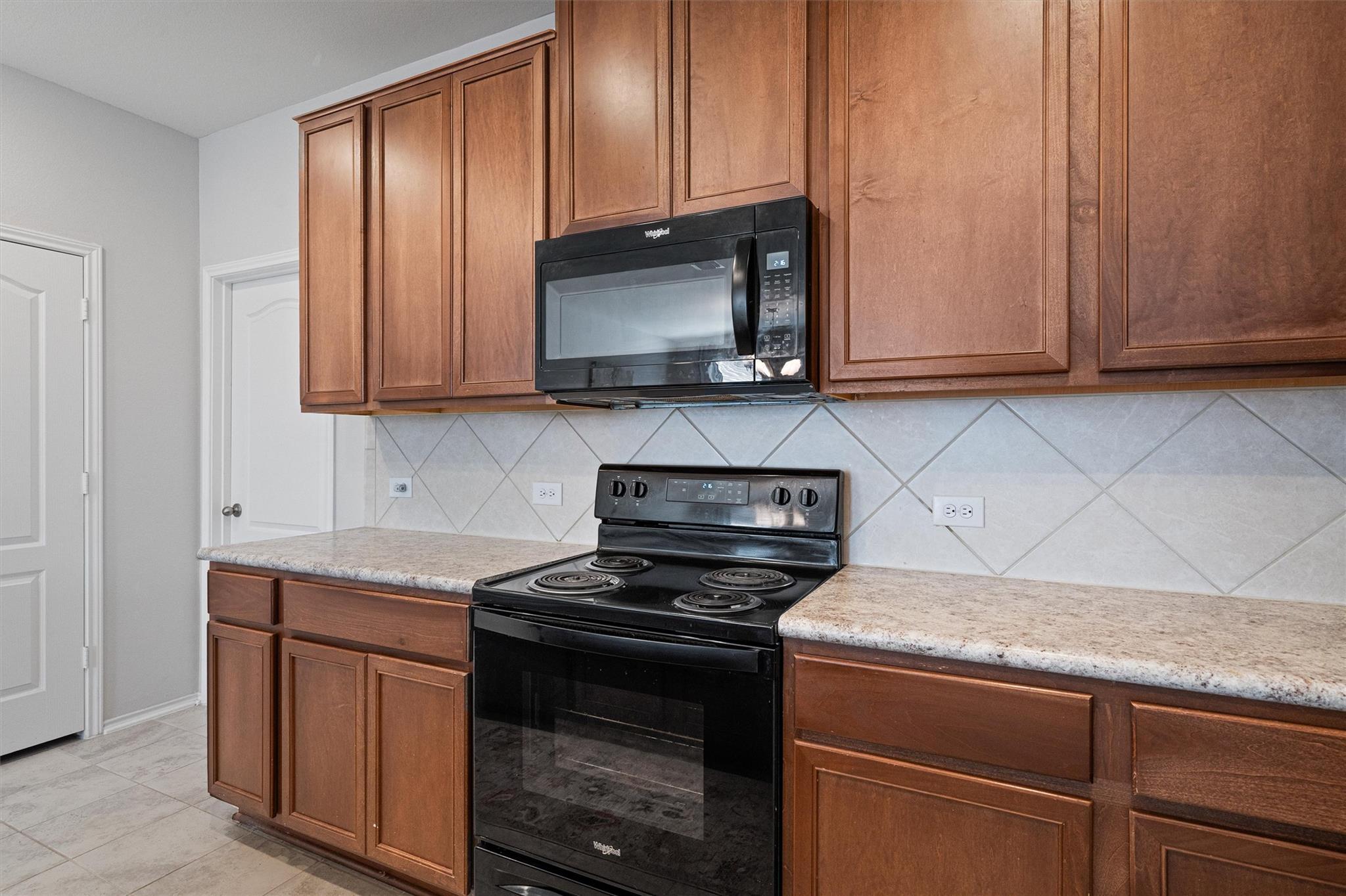 1906 Dragonfly Loop, Bastrop, TX 78602