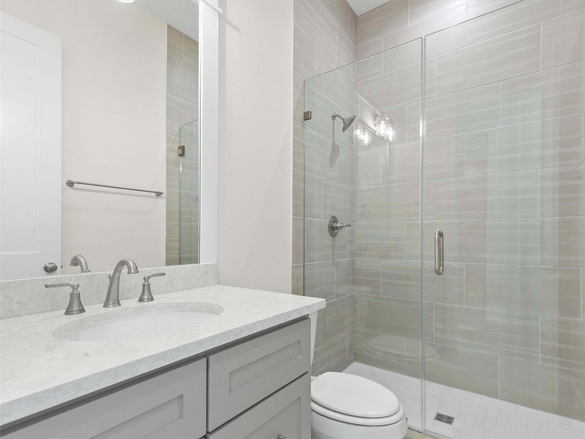 226 Hydrangea Dr, Smithville, TX 78957