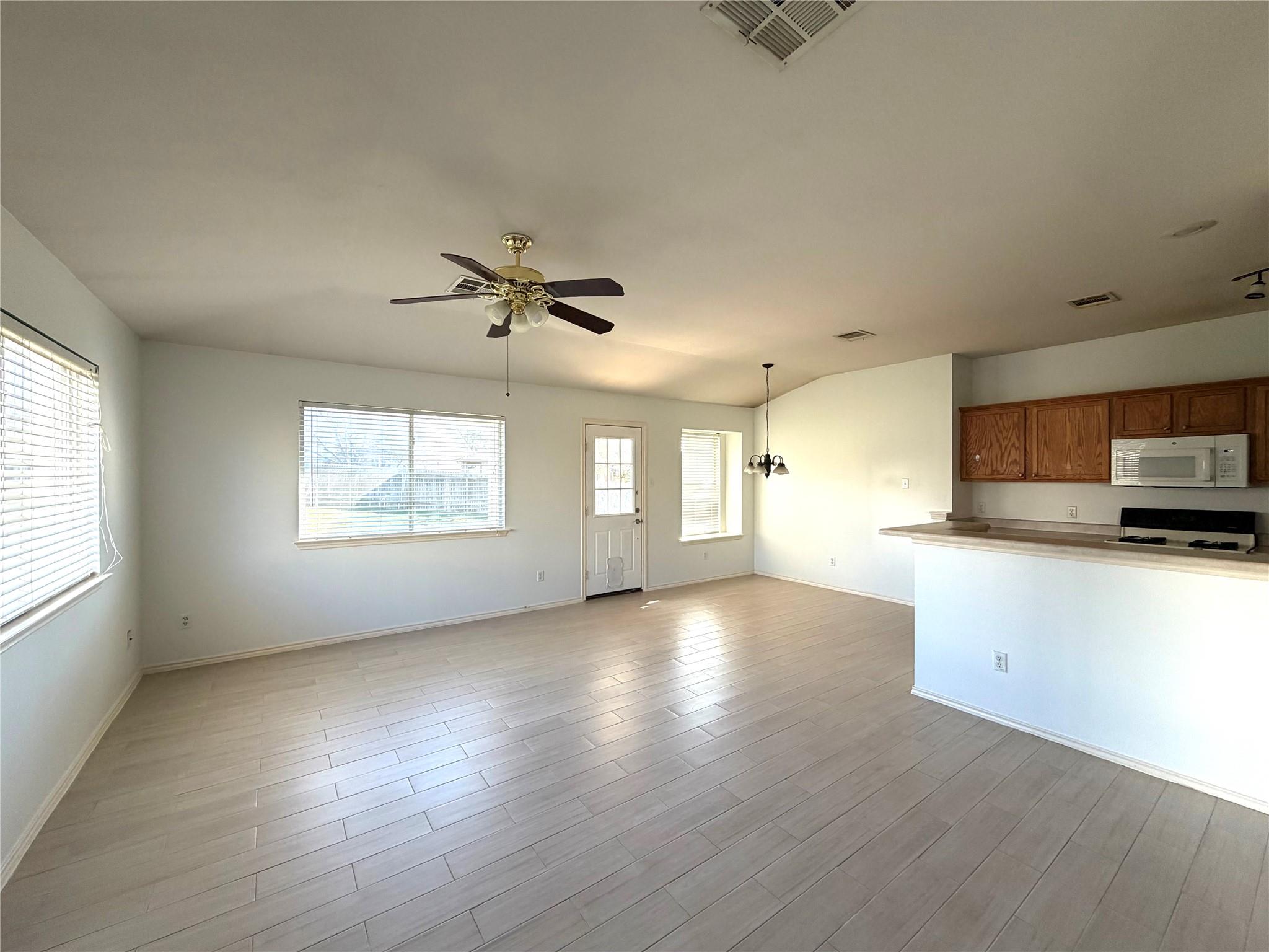 917 Elderberry Tea Cv, Pflugerville, TX 78660