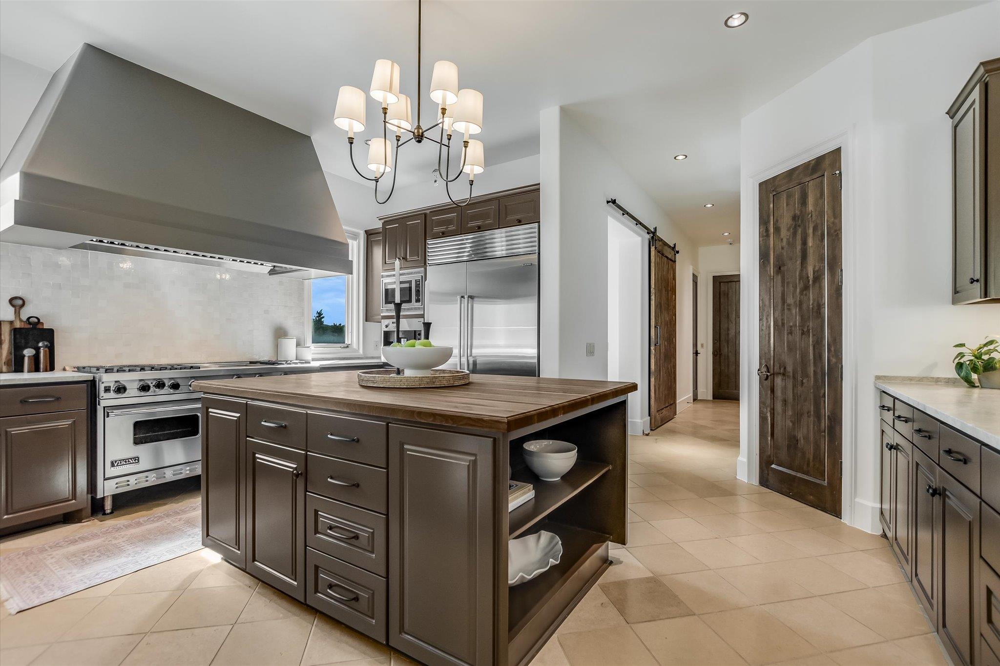 624 Logans Ln Ln, Austin, TX 78746