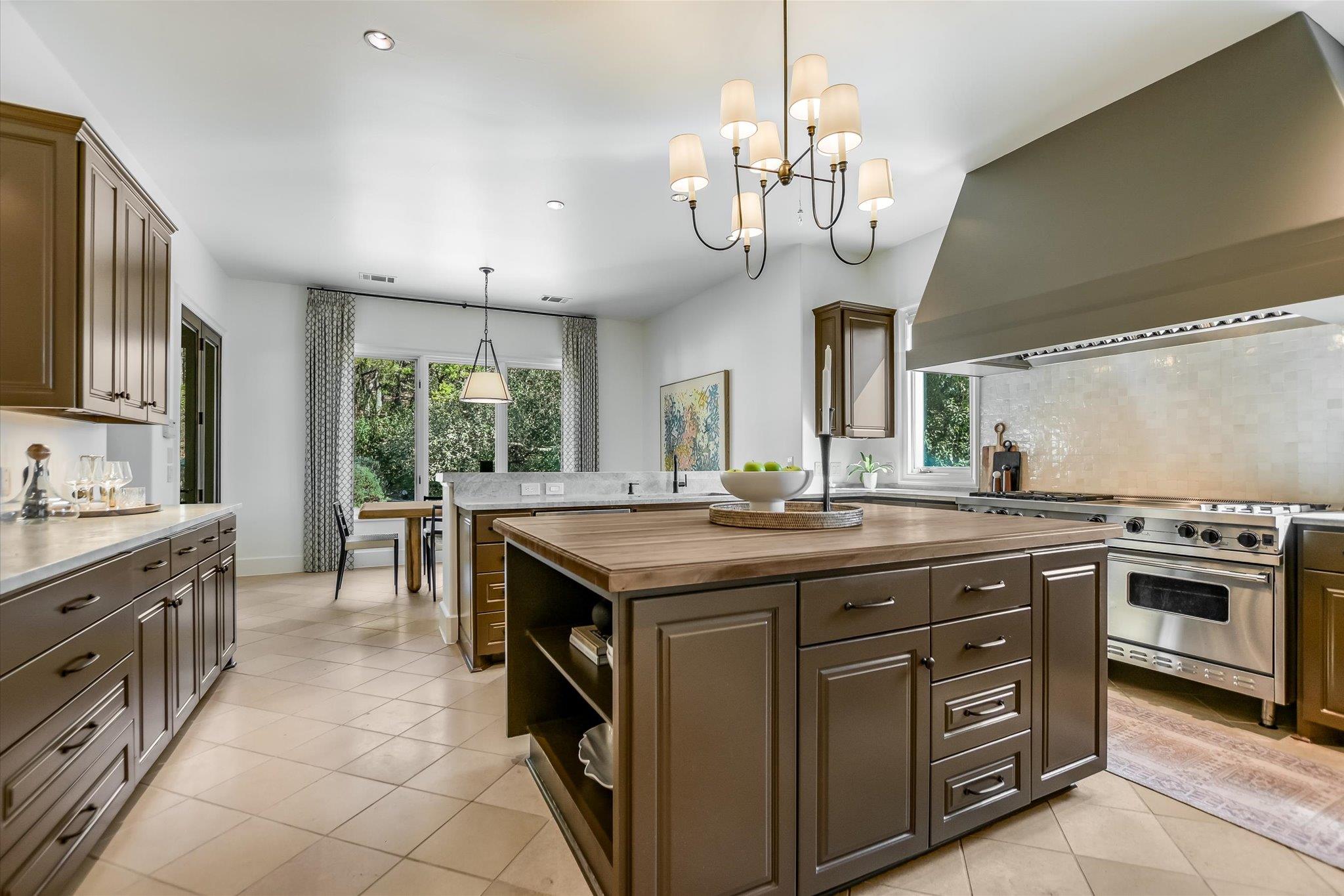 624 Logans Ln Ln, Austin, TX 78746