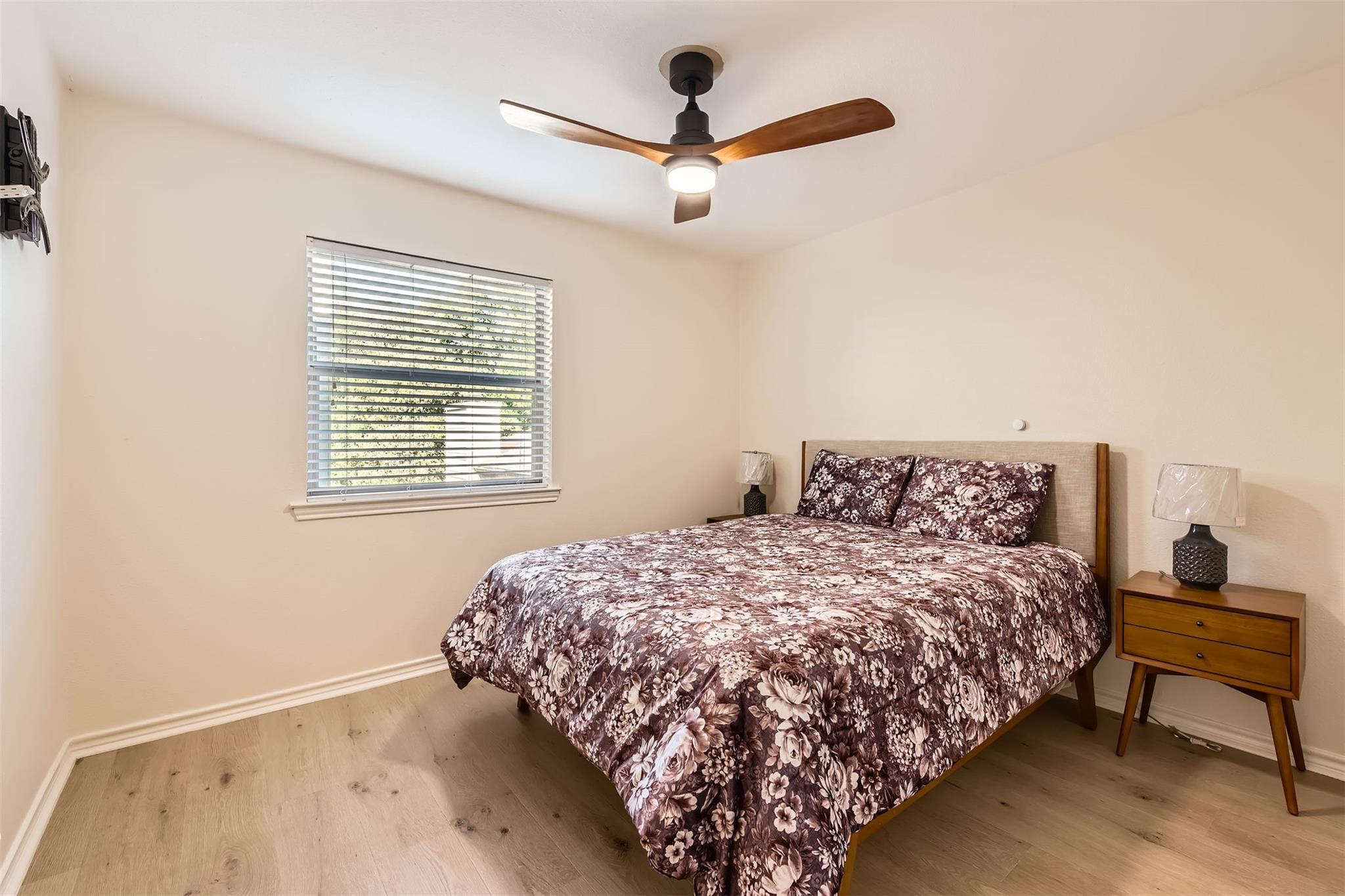 6700 Cooper Ln # 14, Austin, TX 78745