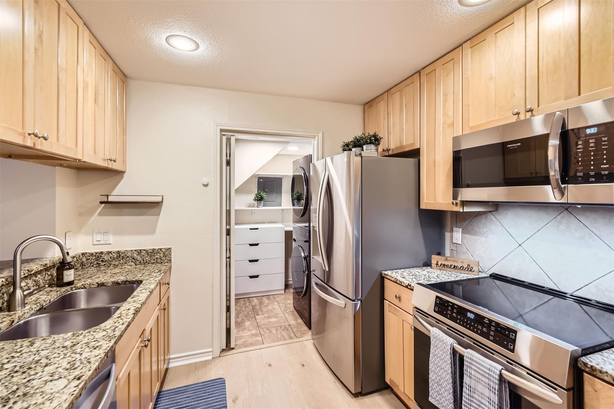 6700 Cooper Ln # 14, Austin, TX 78745